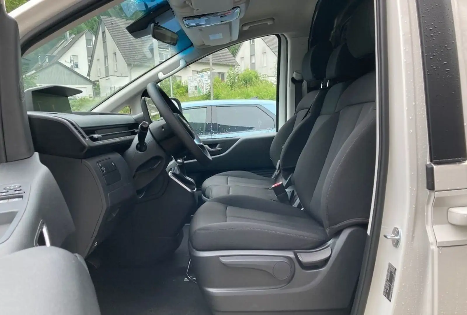 Hyundai STARIA 2.2 CARGO Alb - 2