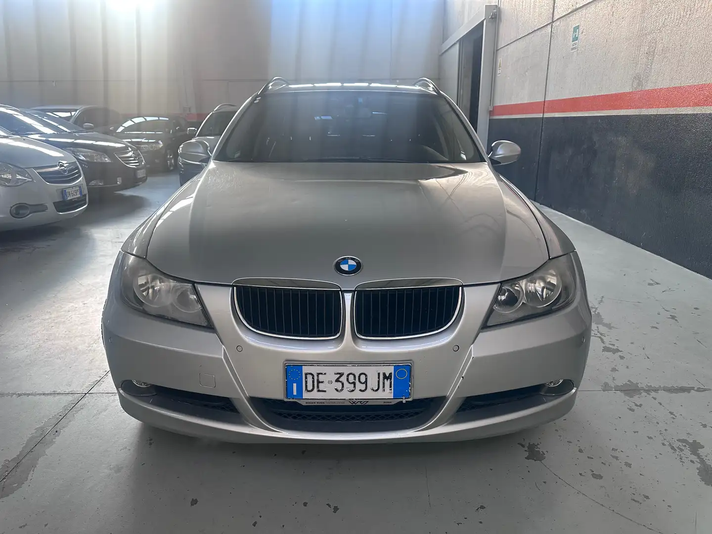 BMW 320 320d Touring Futura - 2
