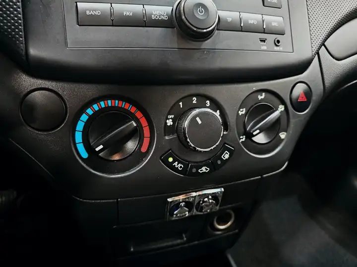 Chevrolet Aveo 1.2 16v LS (5p) 2011, foto 18