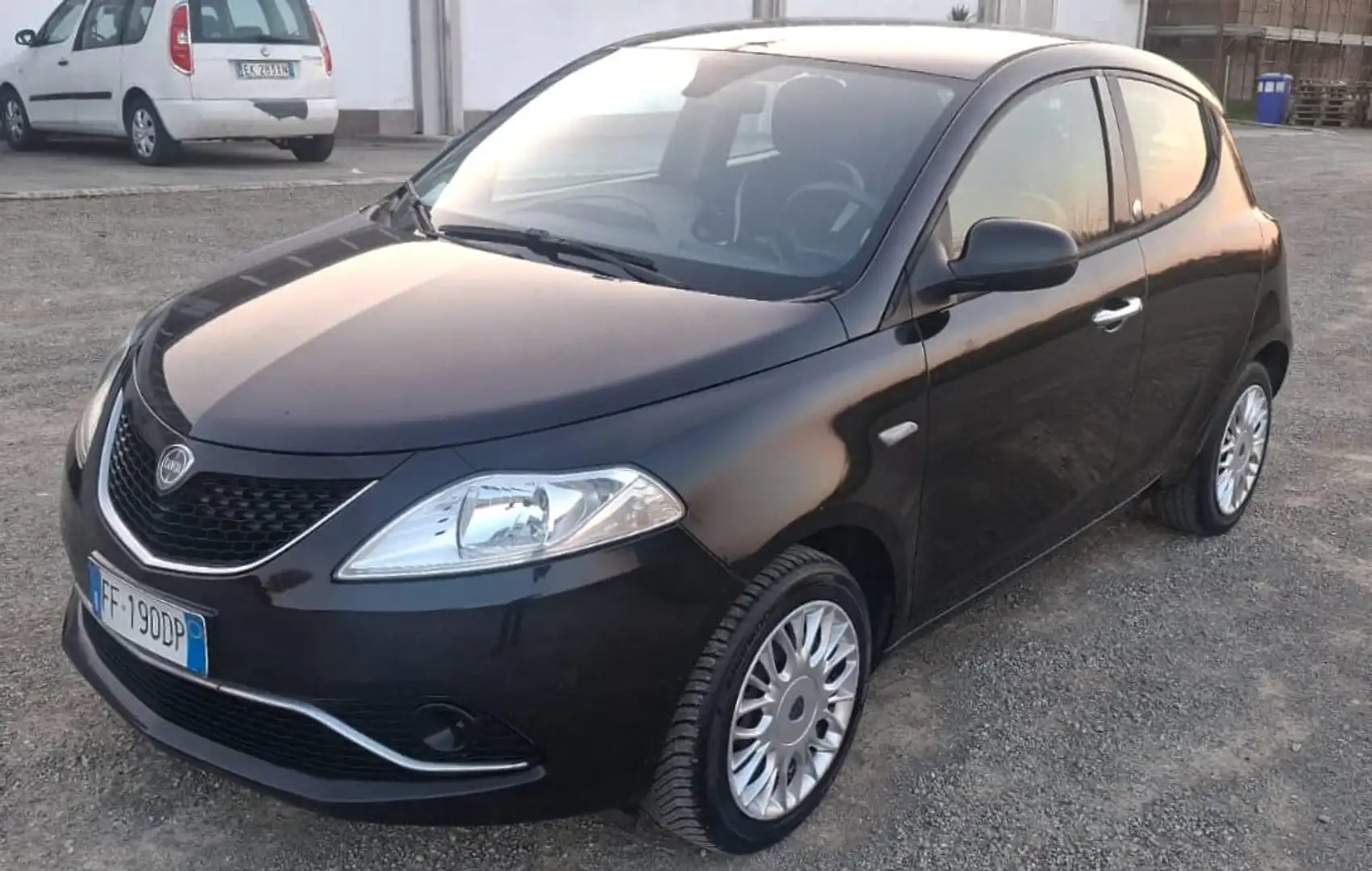 Lancia Ypsilon Ypsilon III 2015 1.2 Gold ecochic Gpl 69cv - 2