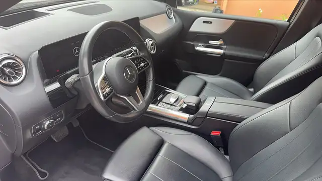 Mercedes-Benz B-Class view 8