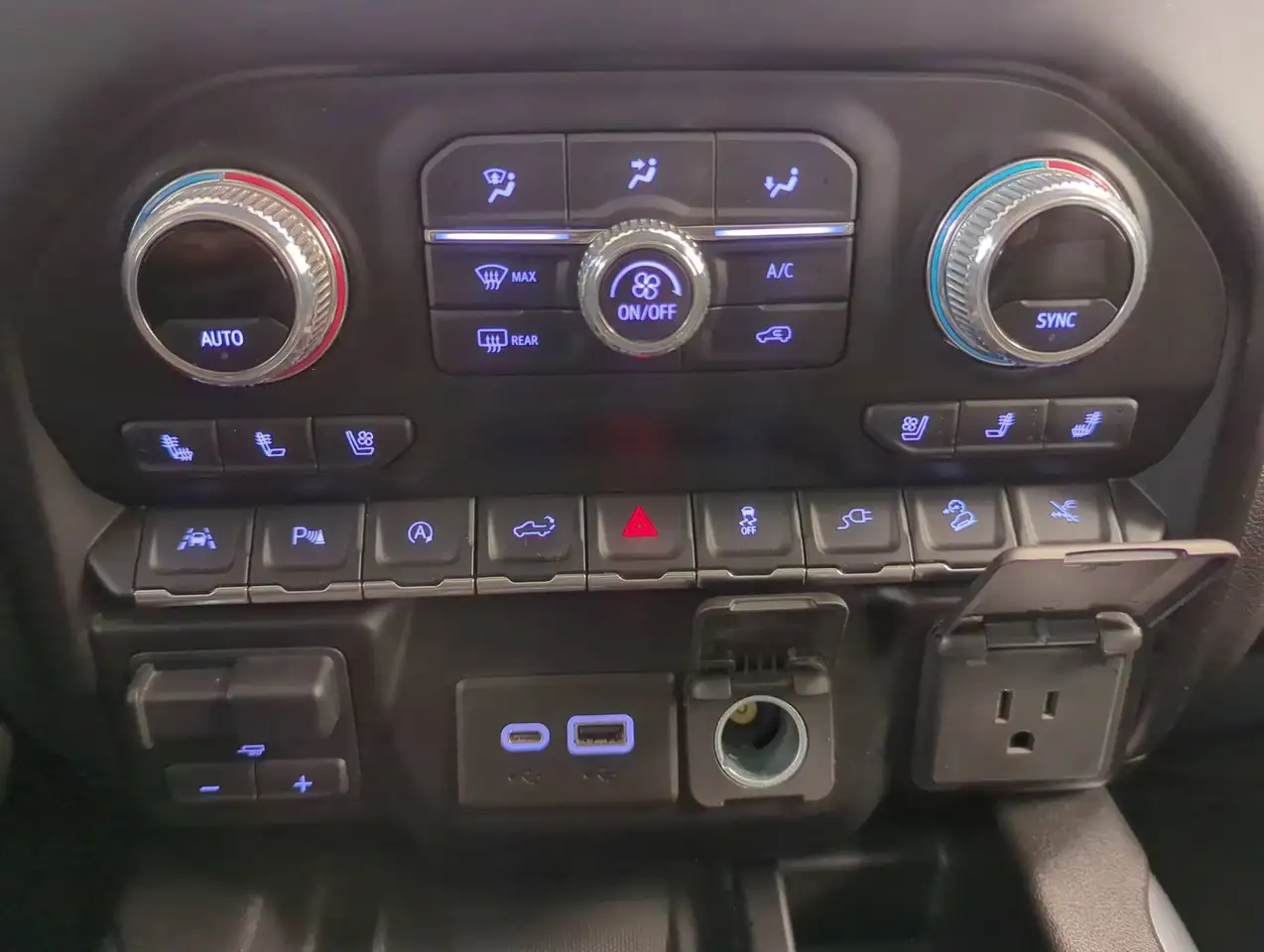 GMC Sierra 1500 снимка GMC Sierra 1500