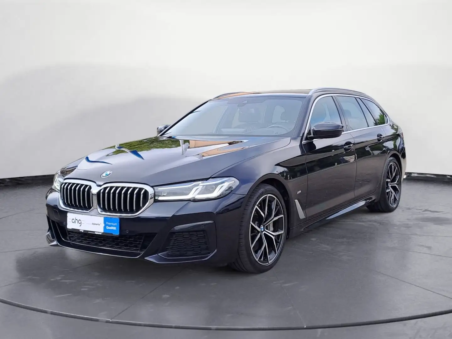 BMW 540 i xDrive Touring M Sport Laser AHK Standhzg. Zwart - 2