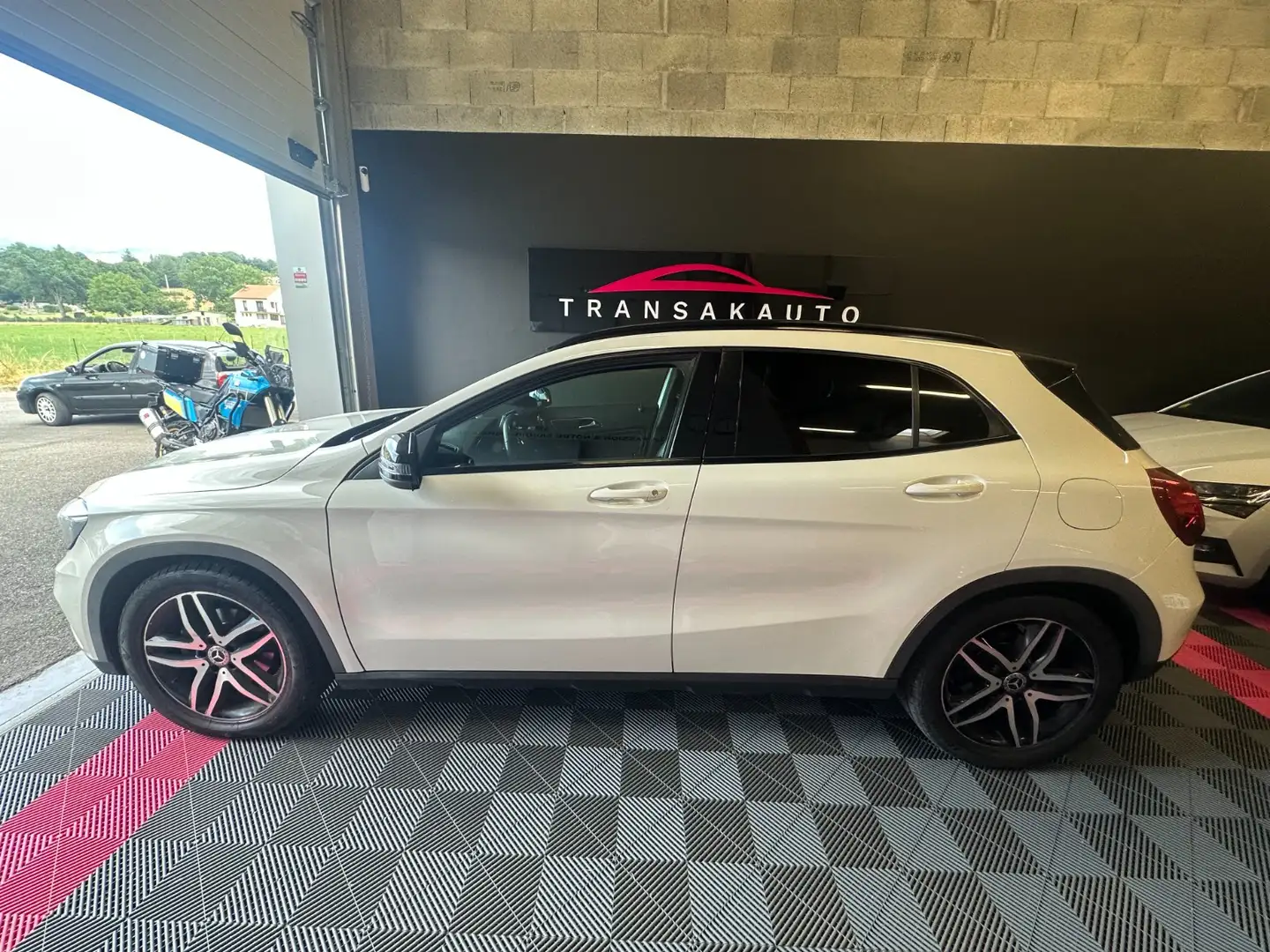 Mercedes-Benz Sensation 7-G DCT A Blanc - 2