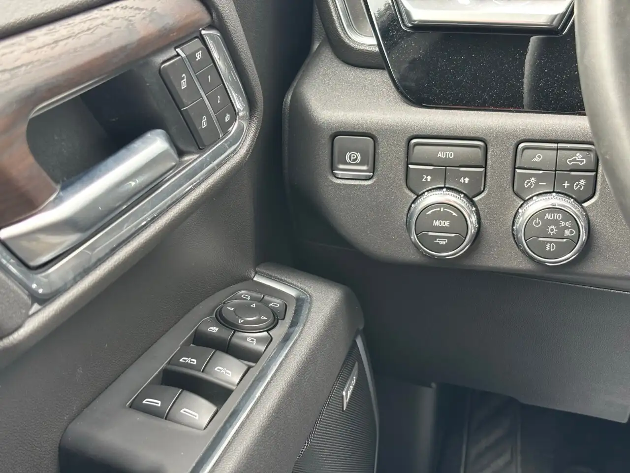 GMC Sierra 1500 fotografie GMC Sierra 1500