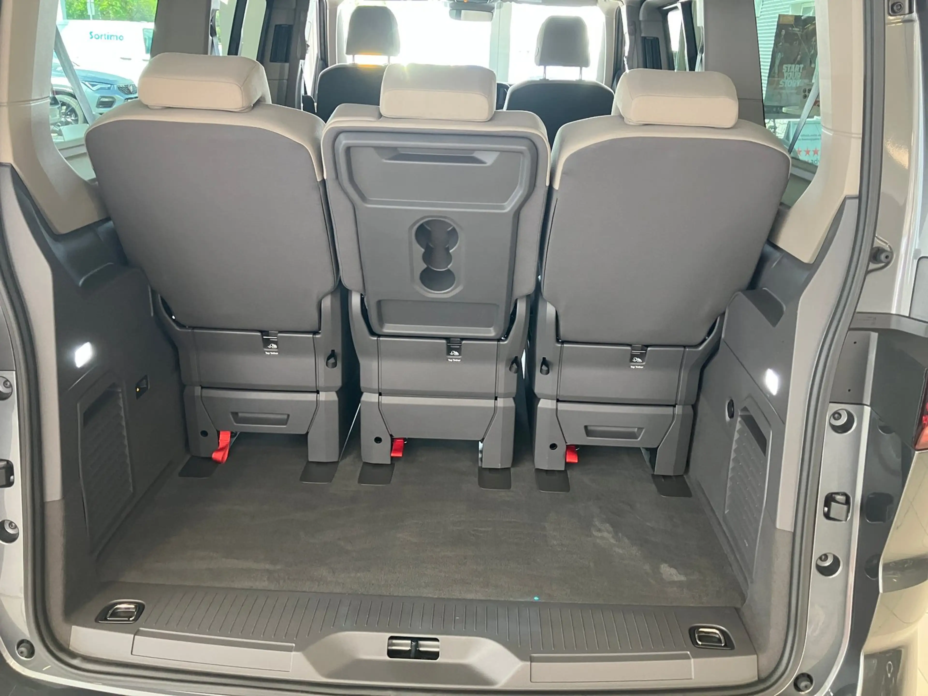 Volkswagen T7 California VW Multivan T7 California eHybrid 180 kW 4M — photo 7