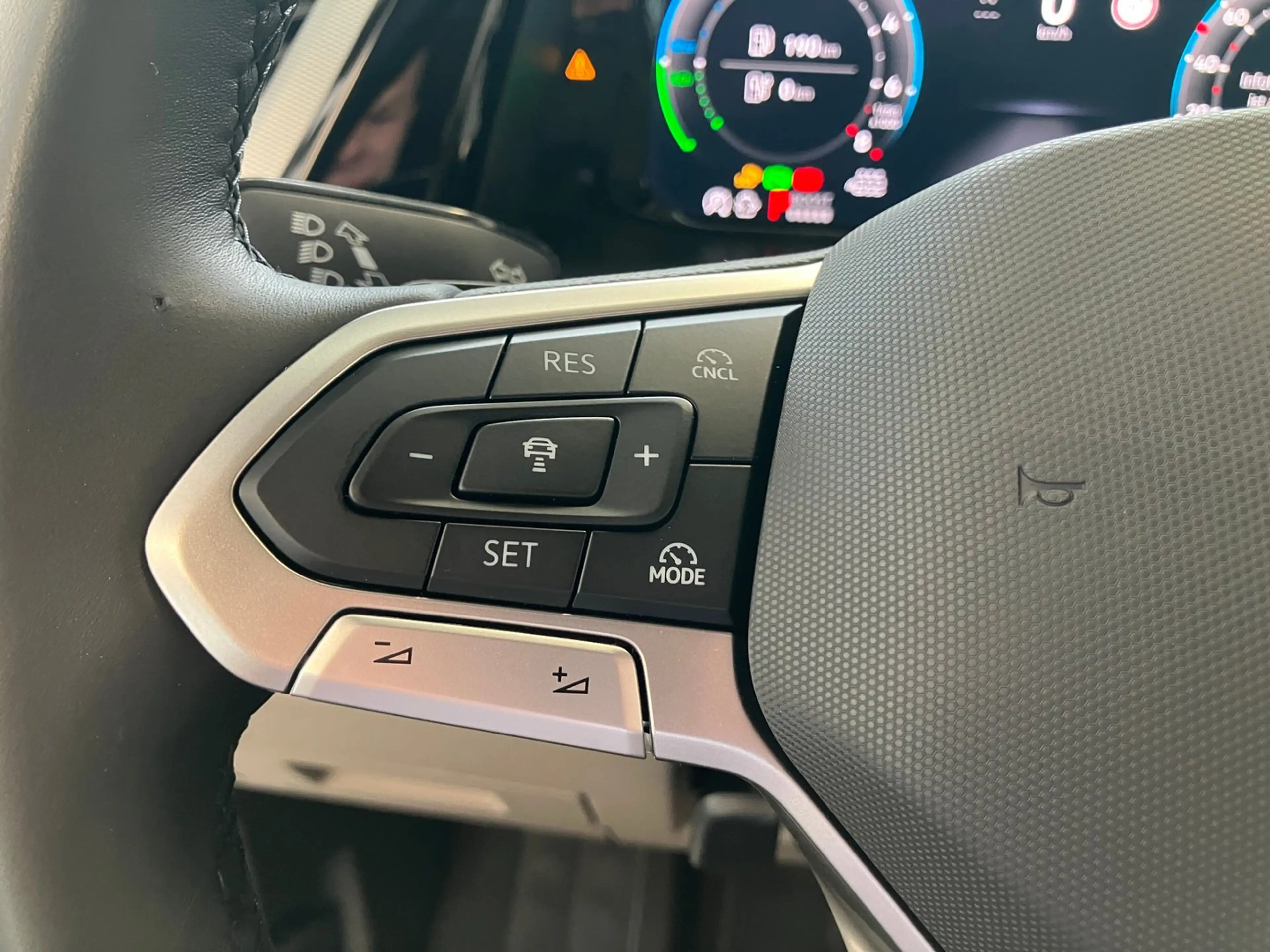 Volkswagen T7 California VW Multivan T7 California eHybrid 180 kW 4M — photo 9