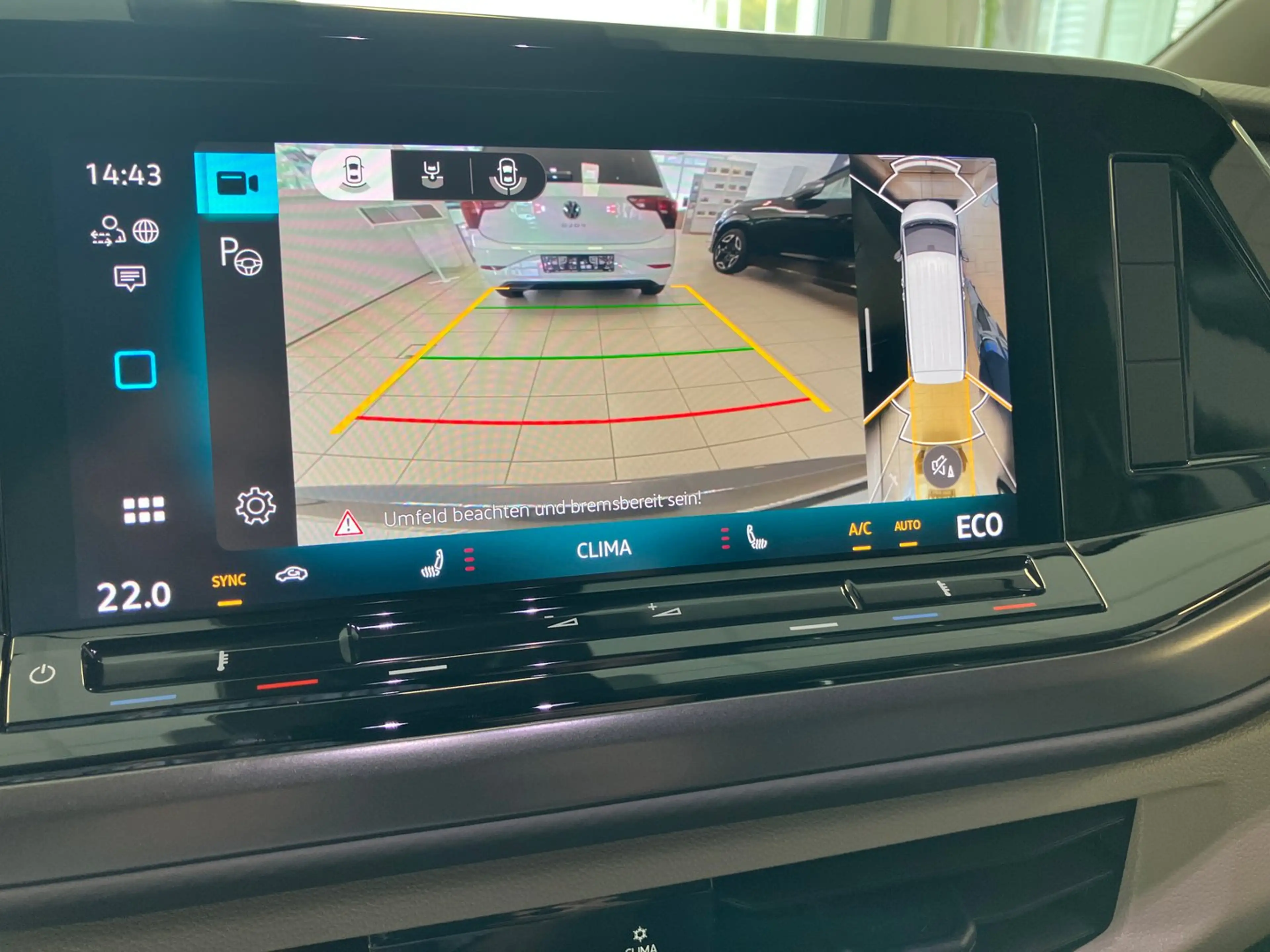 Volkswagen T7 California VW Multivan T7 California eHybrid 180 kW 4M — photo 13