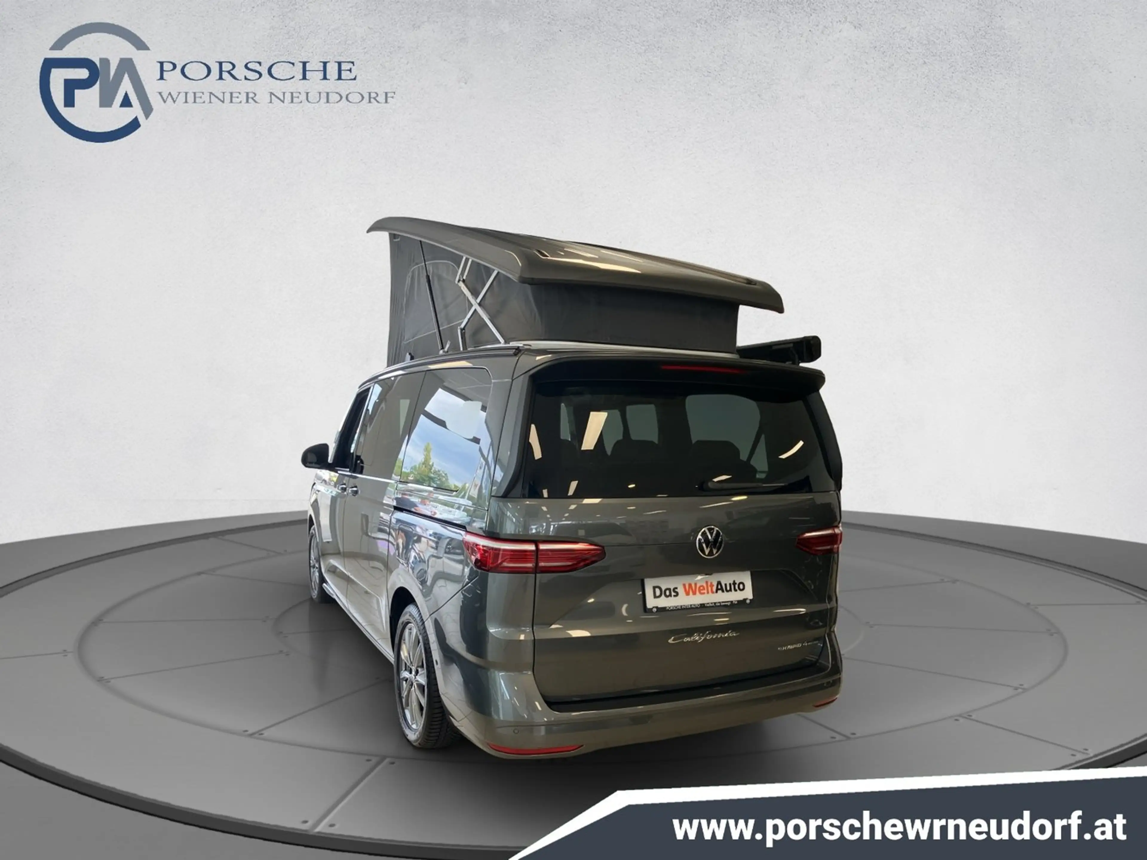 Volkswagen T7 California VW Multivan T7 California eHybrid 180 kW 4M — photo 2