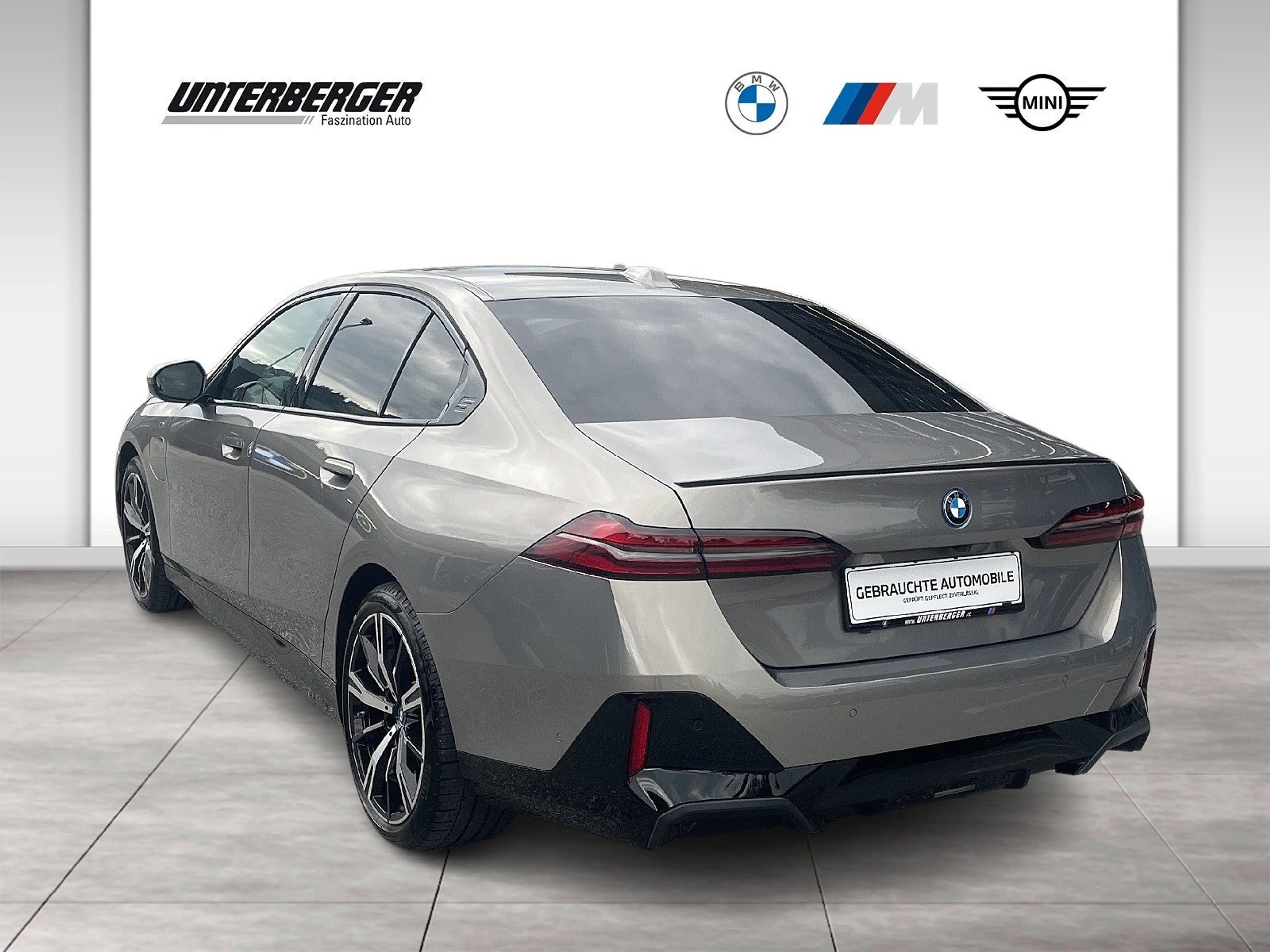 BMW 550 e xDrive Limousine G60 XB1 — photo 4