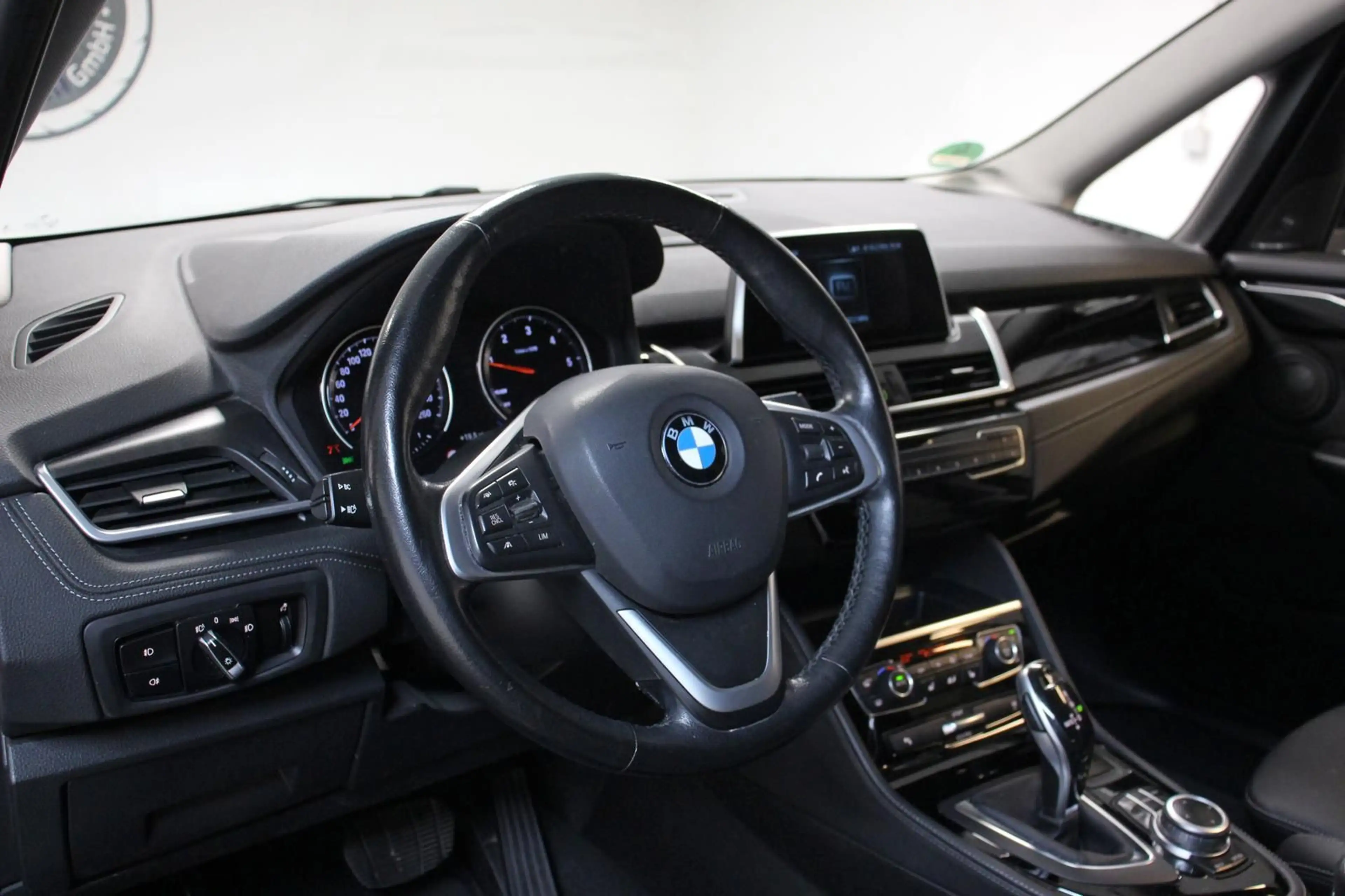 BMW 220 Aut *SPORT-LINE*KAMERA*AHK*ACC* — photo 10