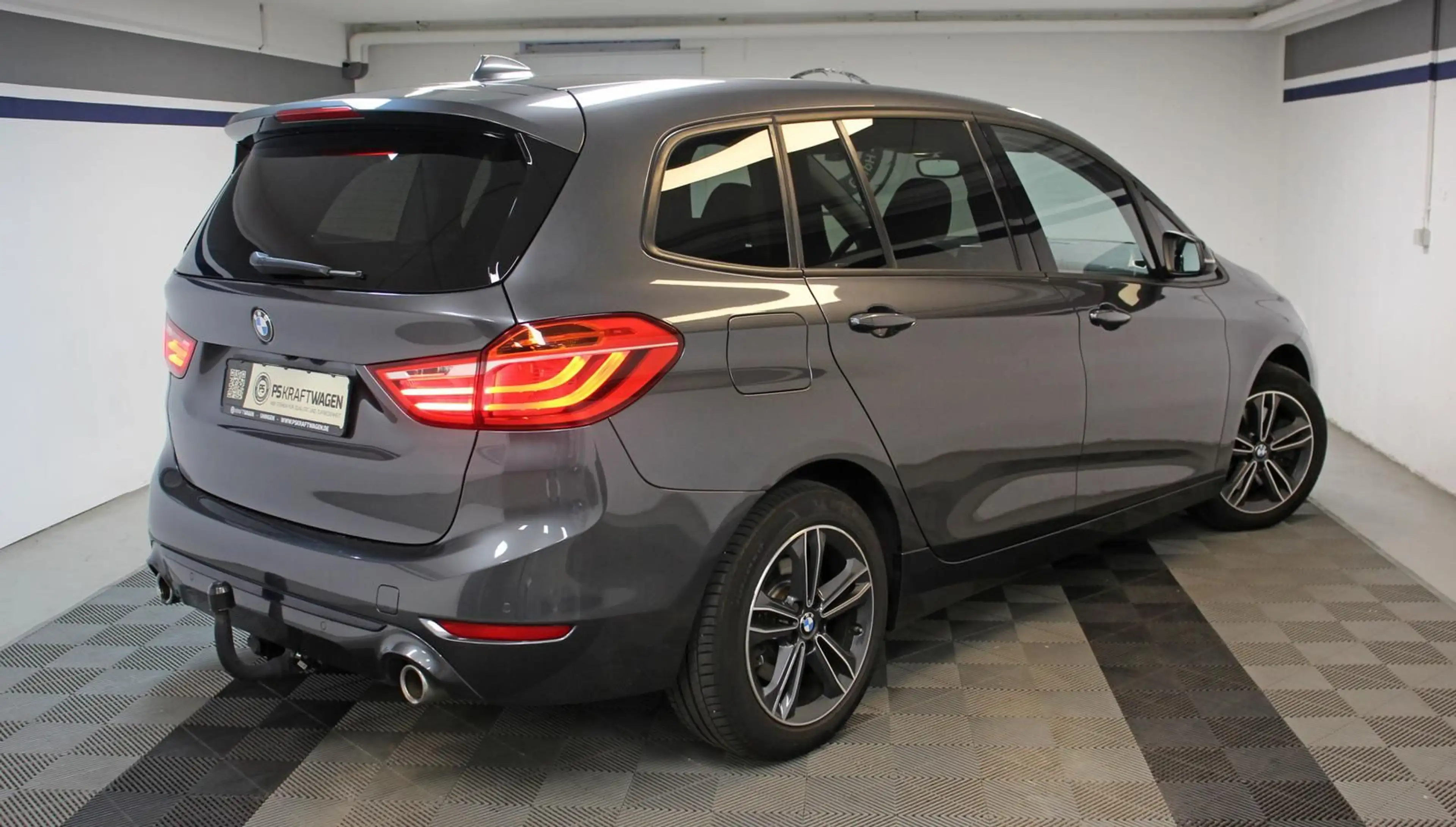 BMW 220 Aut *SPORT-LINE*KAMERA*AHK*ACC* — photo 5