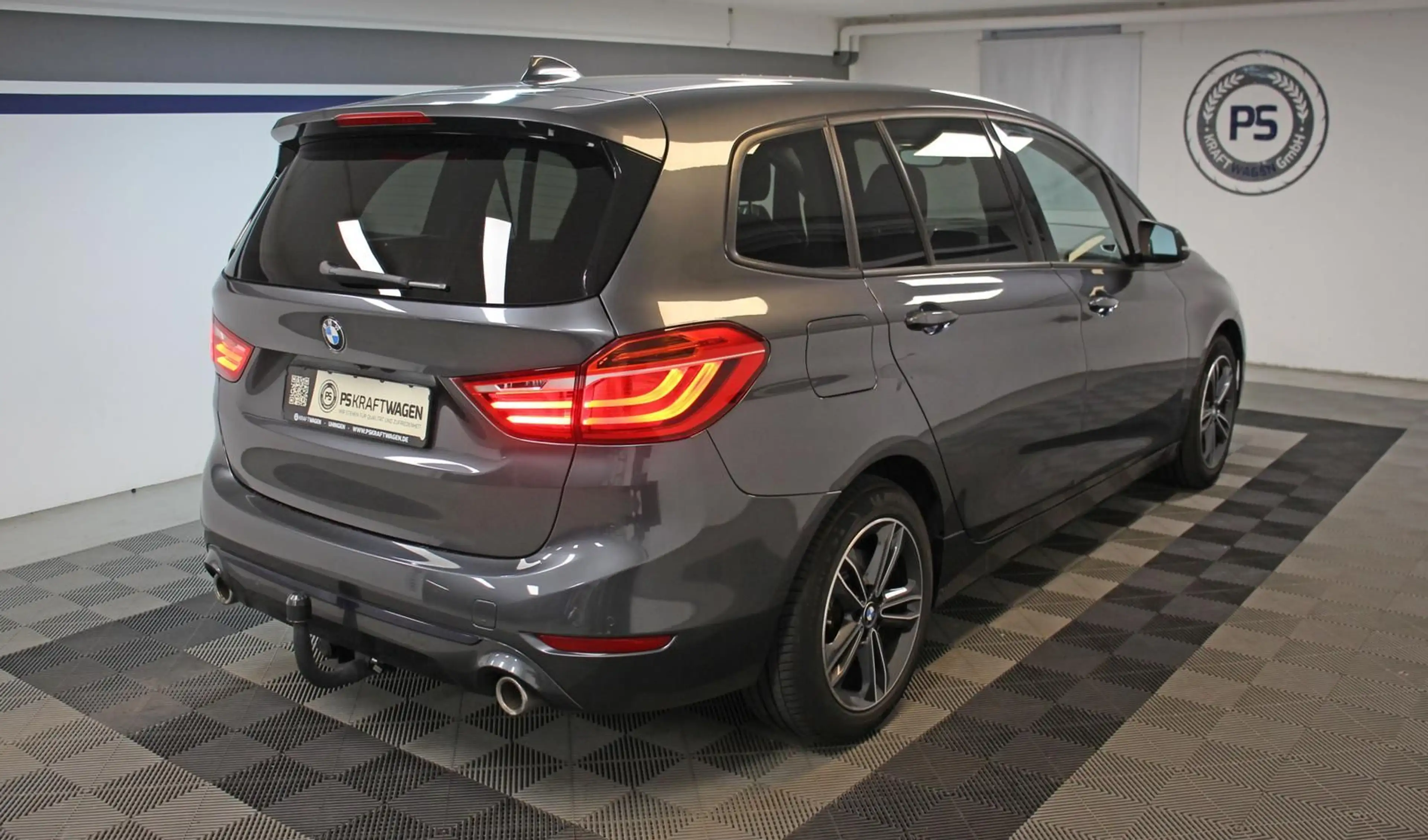 BMW 220 Aut *SPORT-LINE*KAMERA*AHK*ACC* — photo 3