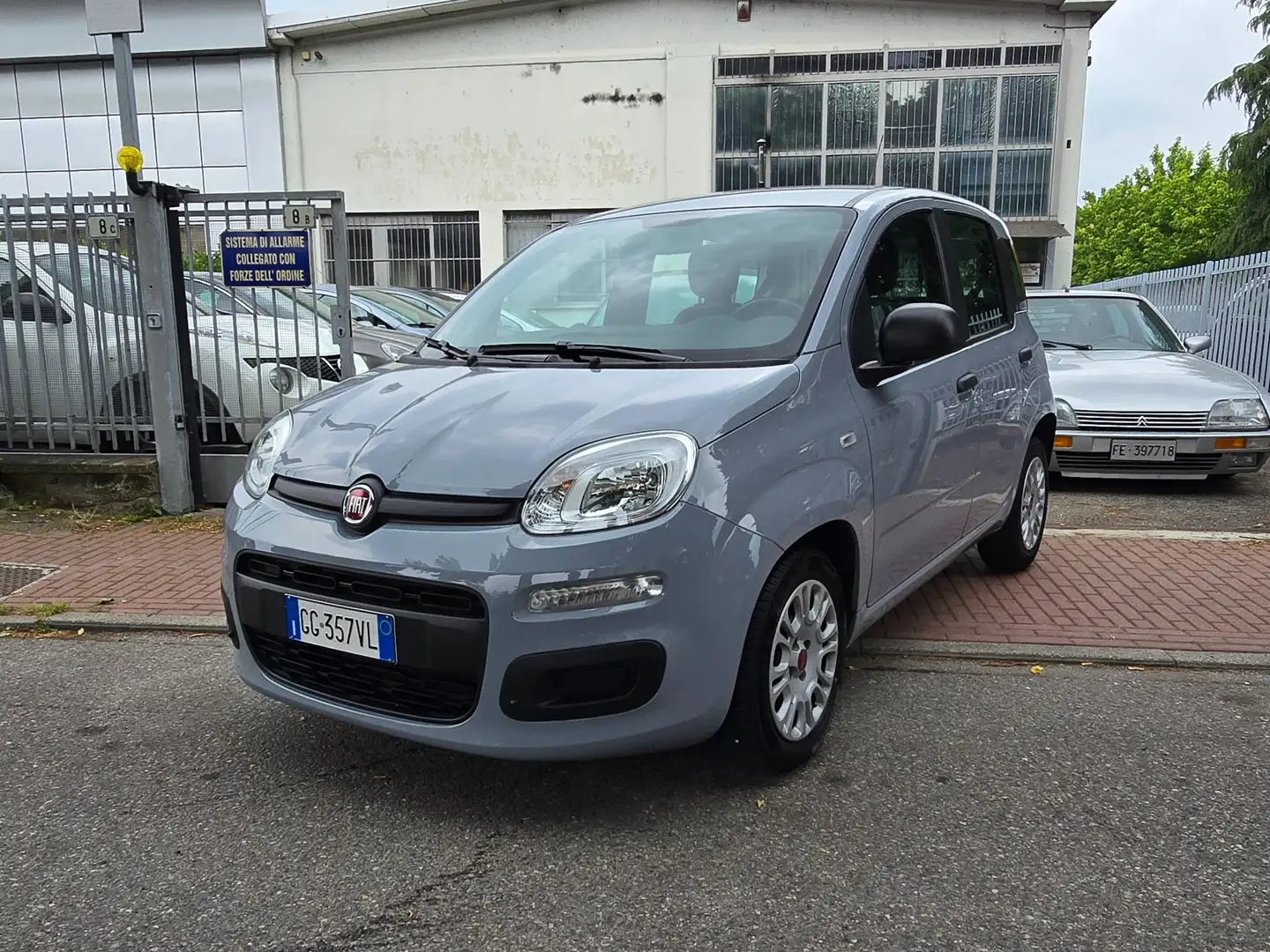 Fiat Panda Panda 1.0 Firefly Hybrid S&S OK NEOPATENTATI Grijs - 1