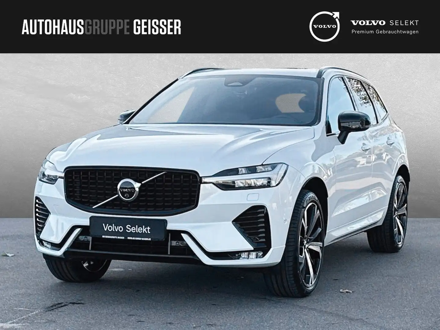 Volvo XC60 B5 AWD Plus Dark AHK ACC BLIS SD Weiß - 1