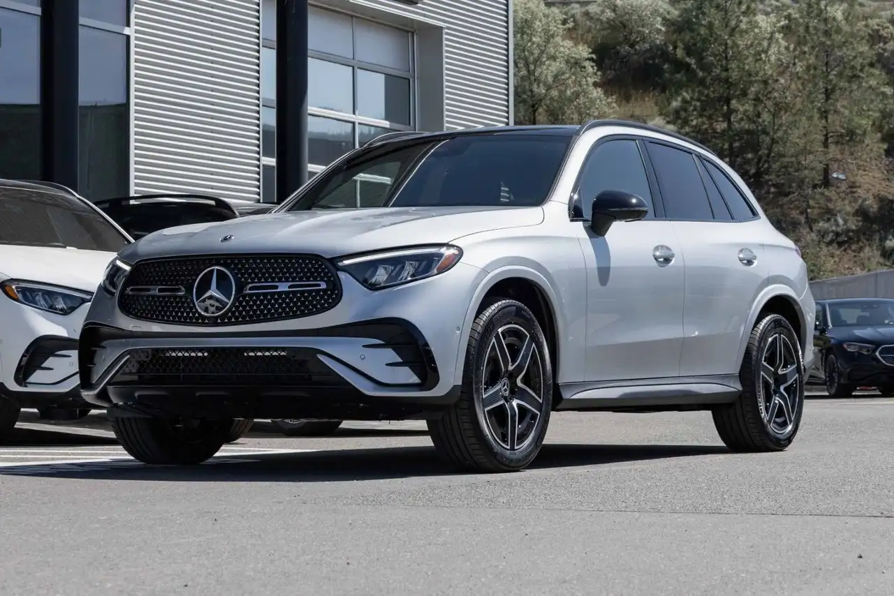 2025 Mercedes-Benz GLC