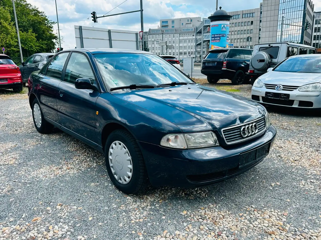 Audi A4 1.8 Automatik + Klima +, foto 8