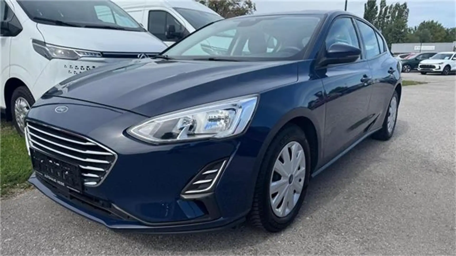 Ford Focus 1,0 EcoBoost Trend Blau - 1