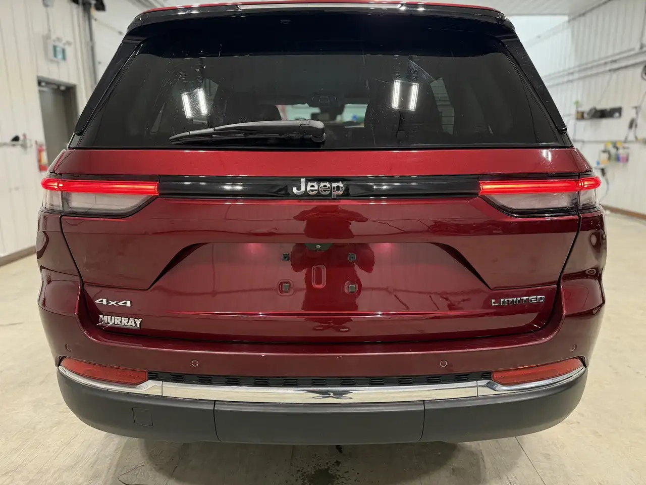 Jeep Grand Cherokee снимка Jeep Grand Cherokee