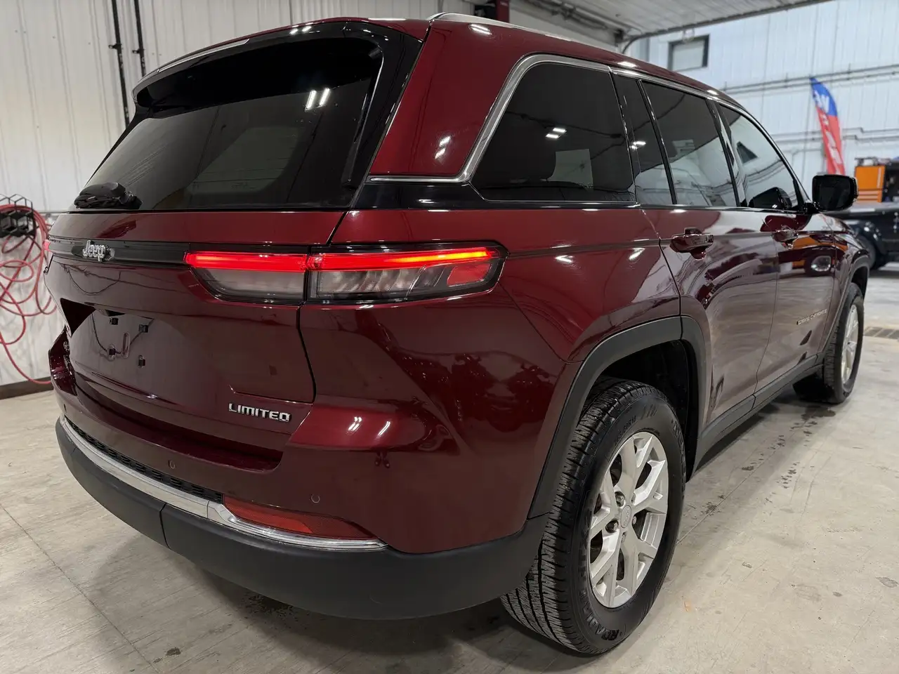 Jeep Grand Cherokee снимка Jeep Grand Cherokee