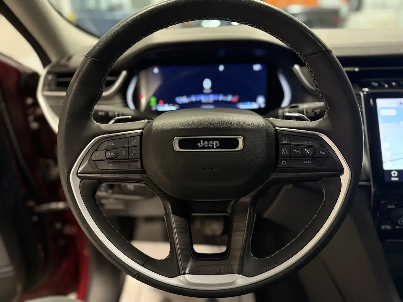 Jeep Grand Cherokee снимка Jeep Grand Cherokee