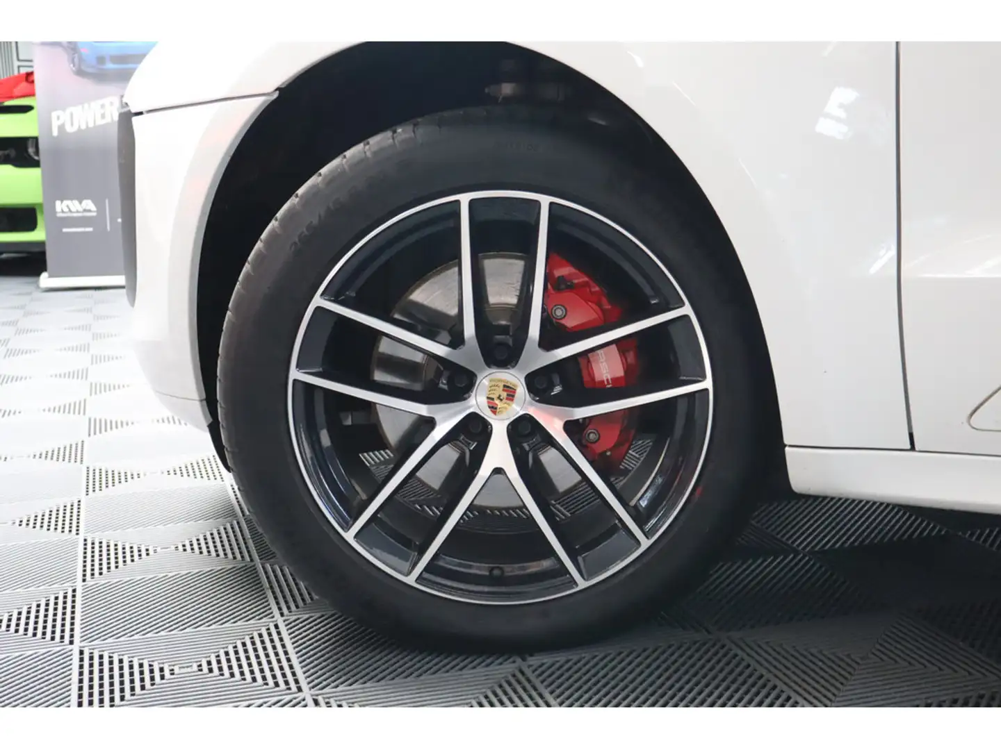 Porsche Macan 2.9 S Facelift PASM Panorama PDLS+ 20" Weiß - 2