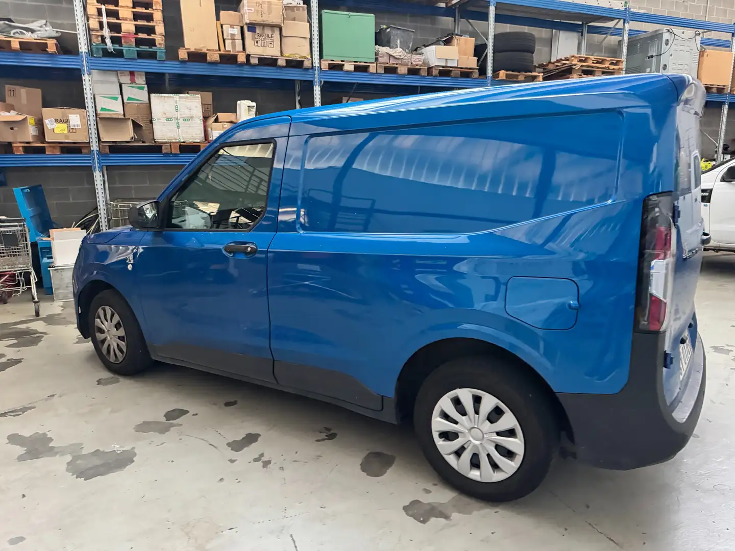 Ford Tourneo Courier plava - 2