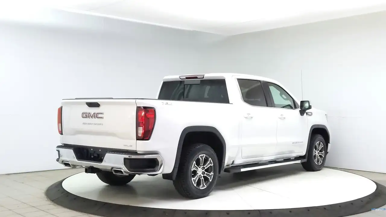 GMC Sierra 1500 снимка GMC Sierra 1500