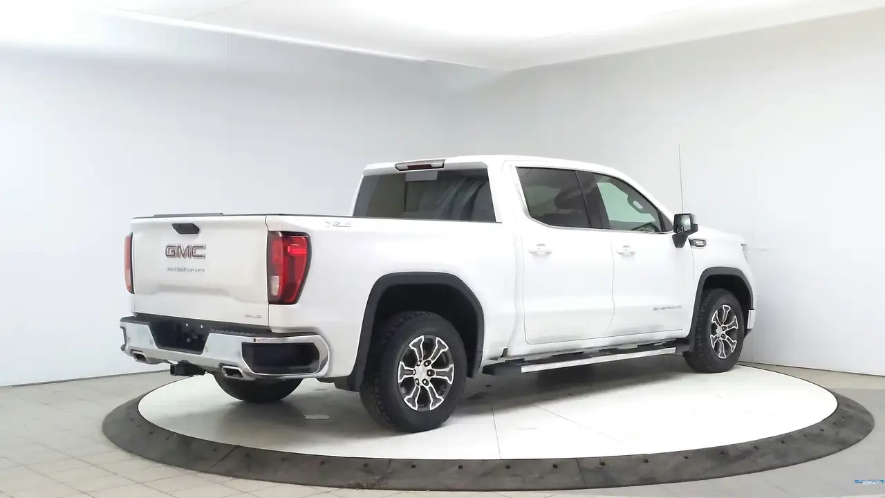 GMC Sierra 1500 снимка GMC Sierra 1500
