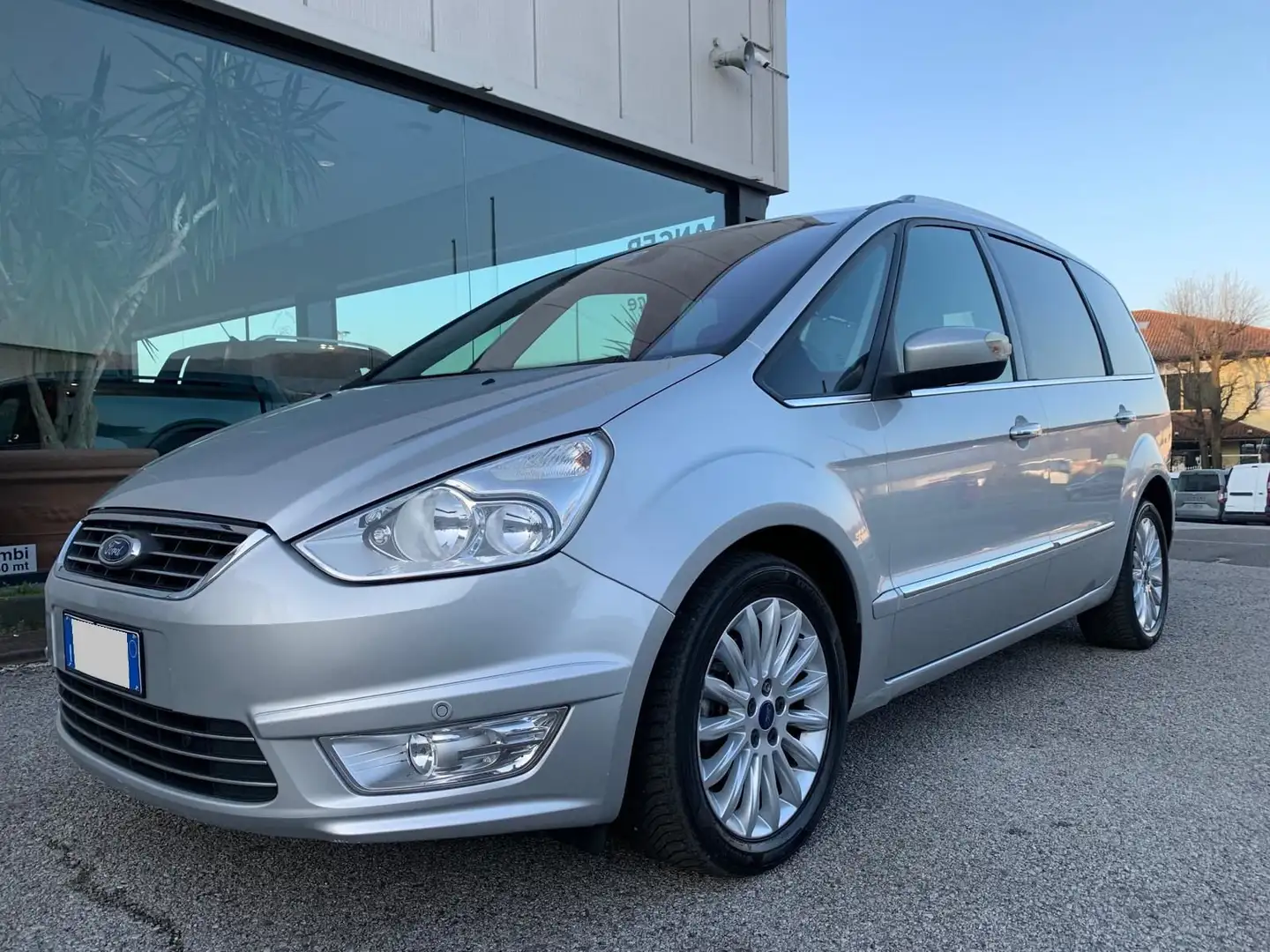 Ford Galaxy 7 posti - 2.000 TDCi 163cv C. Auto - Titanium Argento - 2