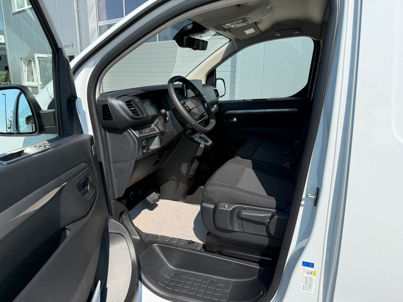 Citroen Jumpy Kasten XL — photo 11