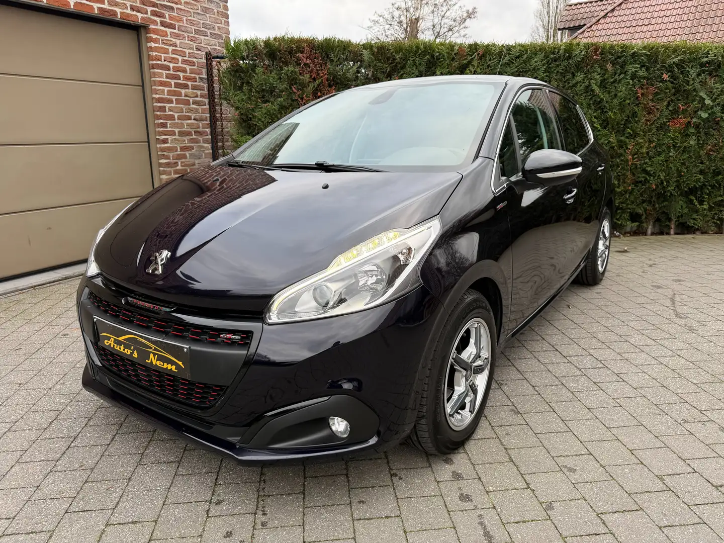 Peugeot 208 208 GT-Line EAT6,GARANTIE,NAVI,PANO,CRUISE,PDC Paars - 1