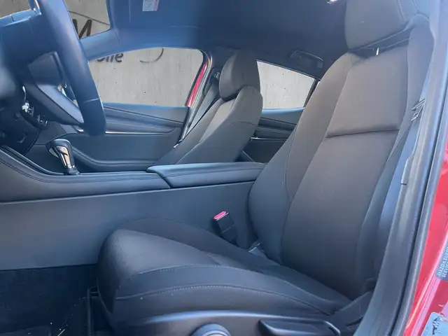 Mazda Lim. view 9