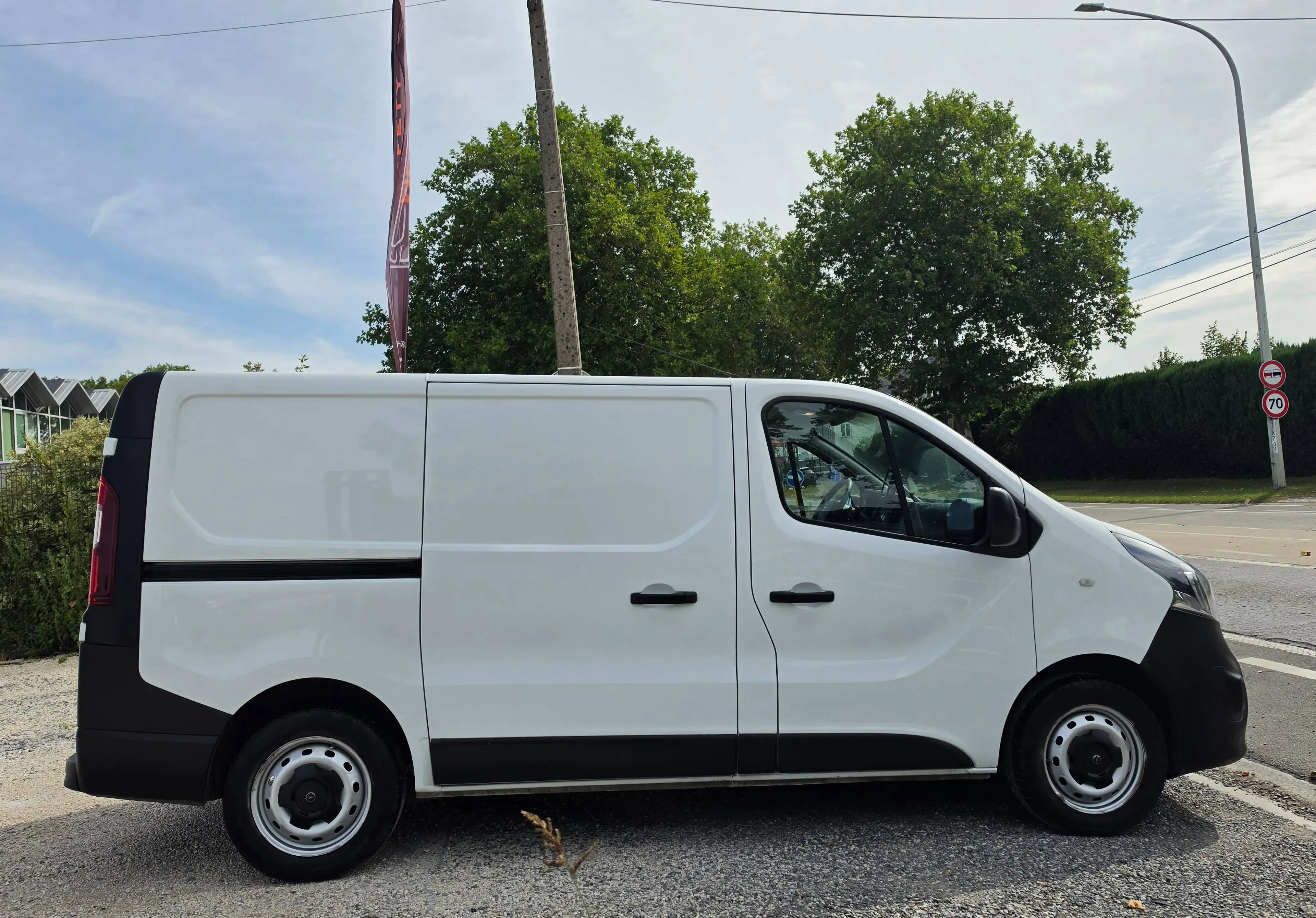 Opel Vivaro 1.6 CDTi L1H1 Edition confort utilitaire 3 places airco garantie 12 mois — photo 5