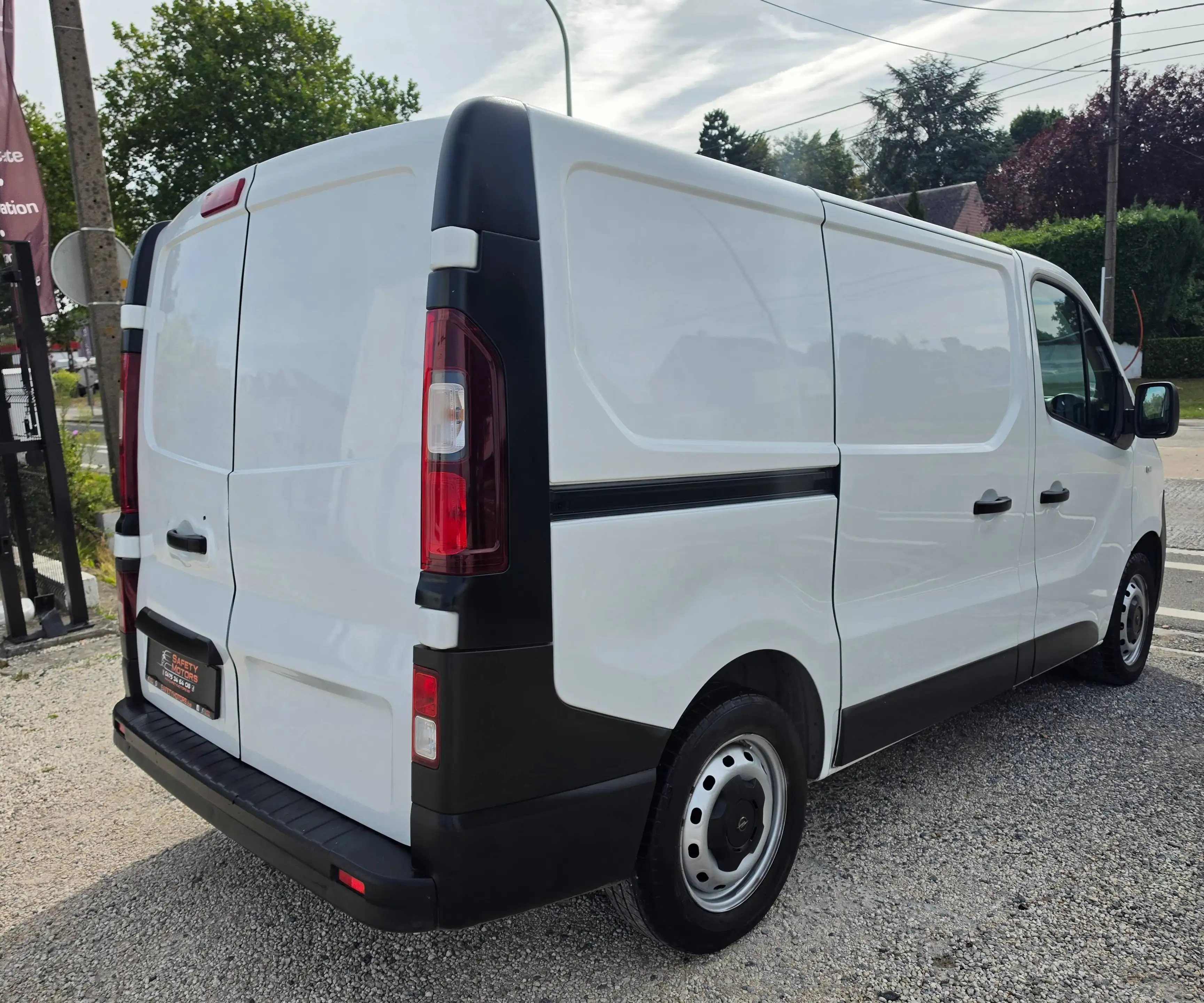 Opel Vivaro 1.6 CDTi L1H1 Edition confort utilitaire 3 places airco garantie 12 mois — photo 6