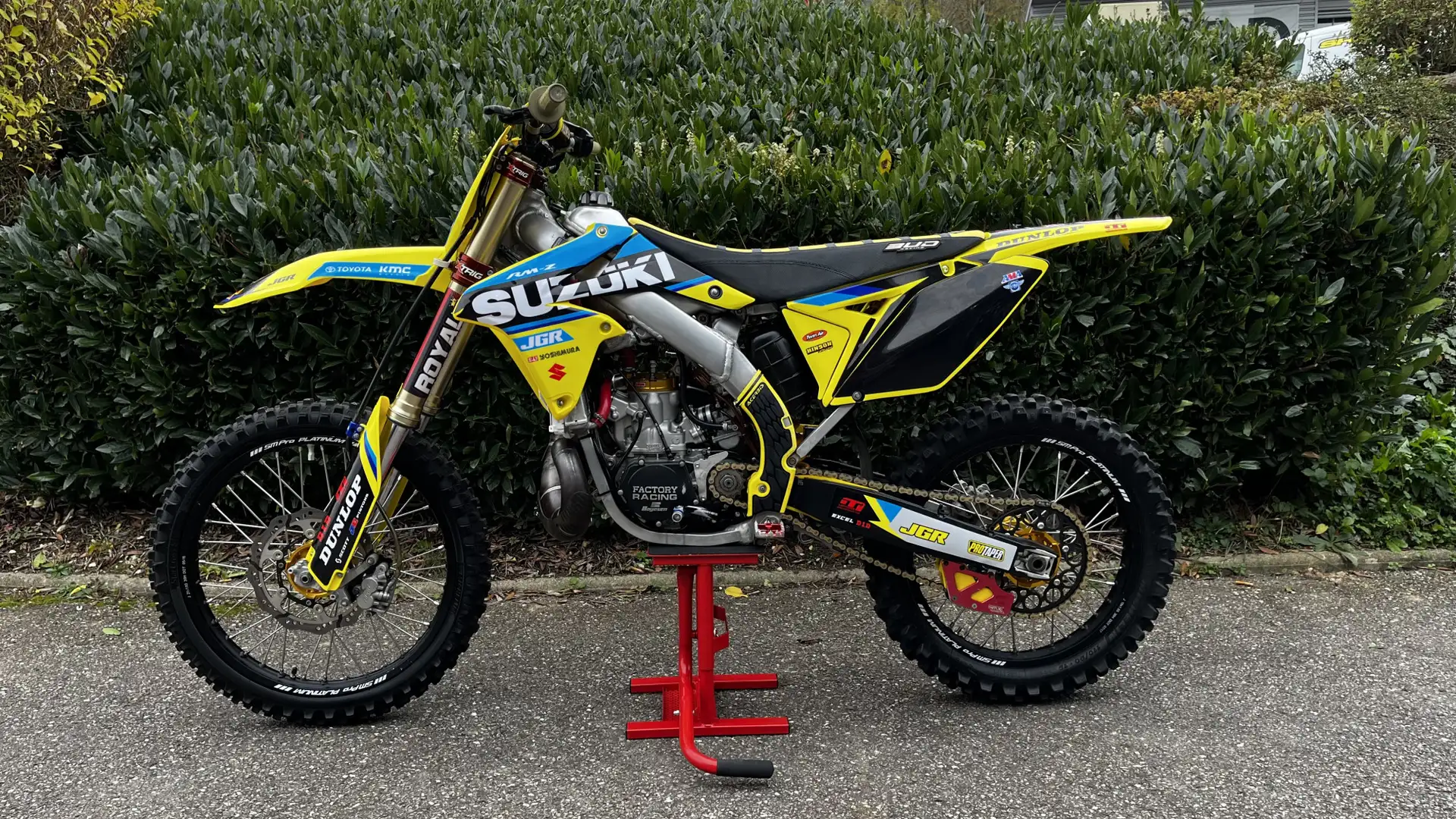 Suzuki RMZ 250 Yellow - 1