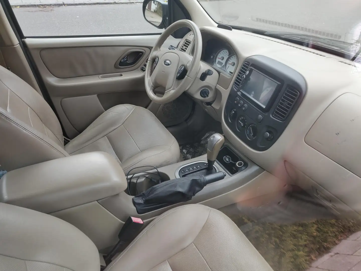 Ford Maverick Maverick V6 Limited TÜV NEU Schwarz - 1