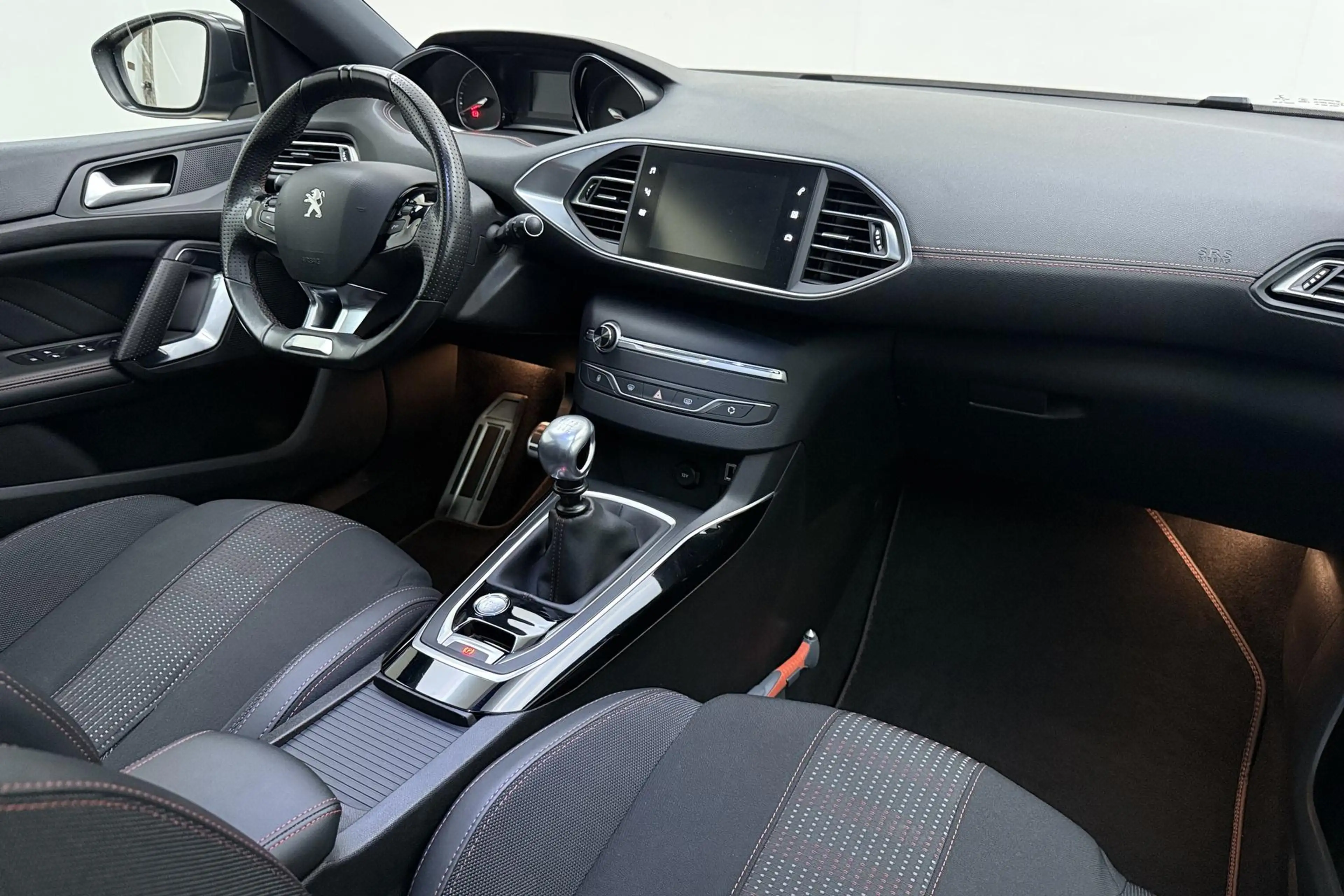 Peugeot 308 SW 1.2 Turbo GT-line 130 Pk | Trekhaak | Panorama — photo 3