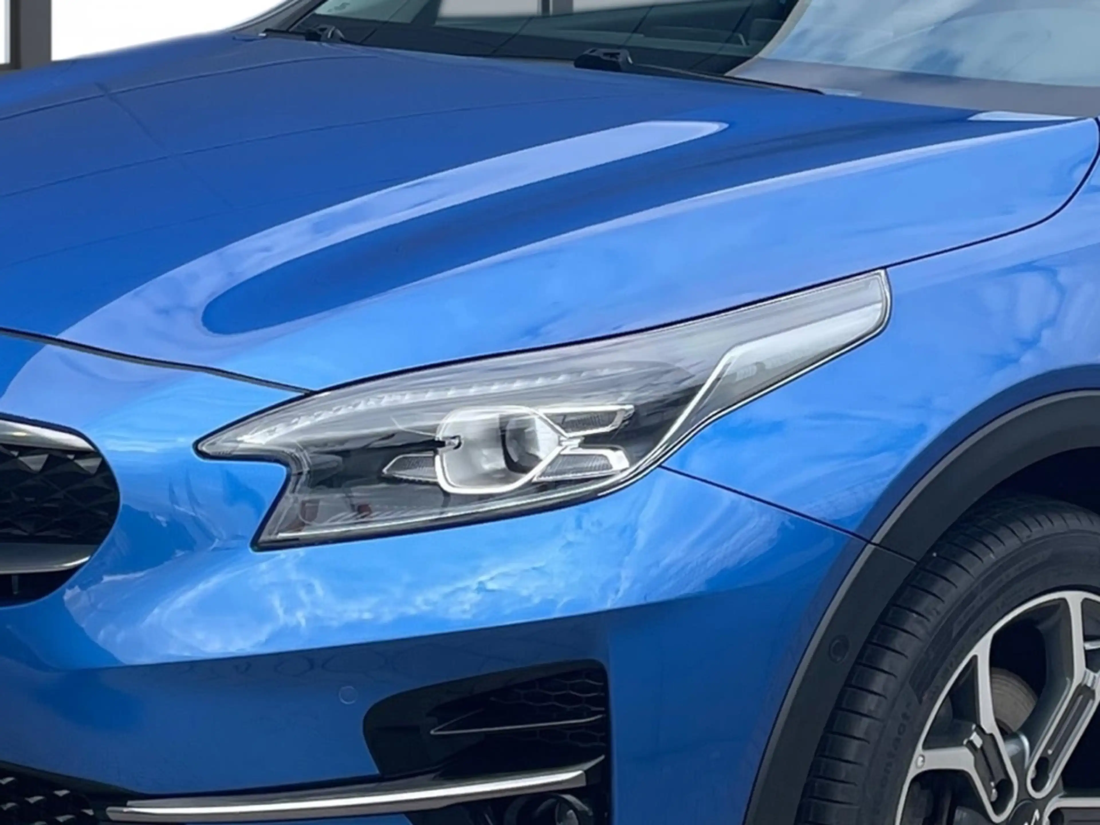 Kia XCeed 1.6 PHEV Platinum DCT6 Glasdach LED Klimasitze Mem — photo 5
