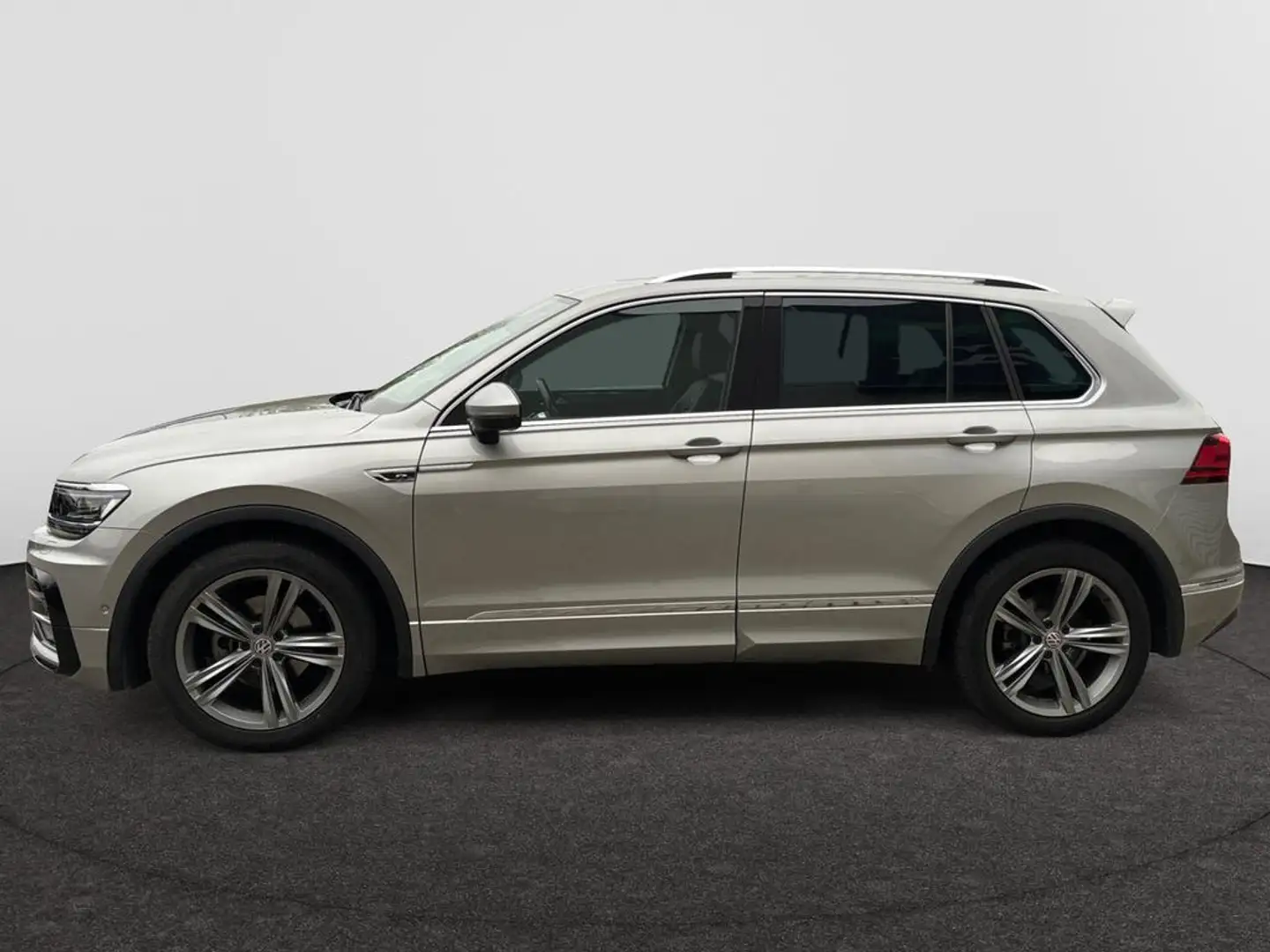 Volkswagen Tiguan R-Line 1.5 TSI 150 PK DSG-7 / Open Dak / Leder / ACC / Camera / Apple Carplay Argent - 2