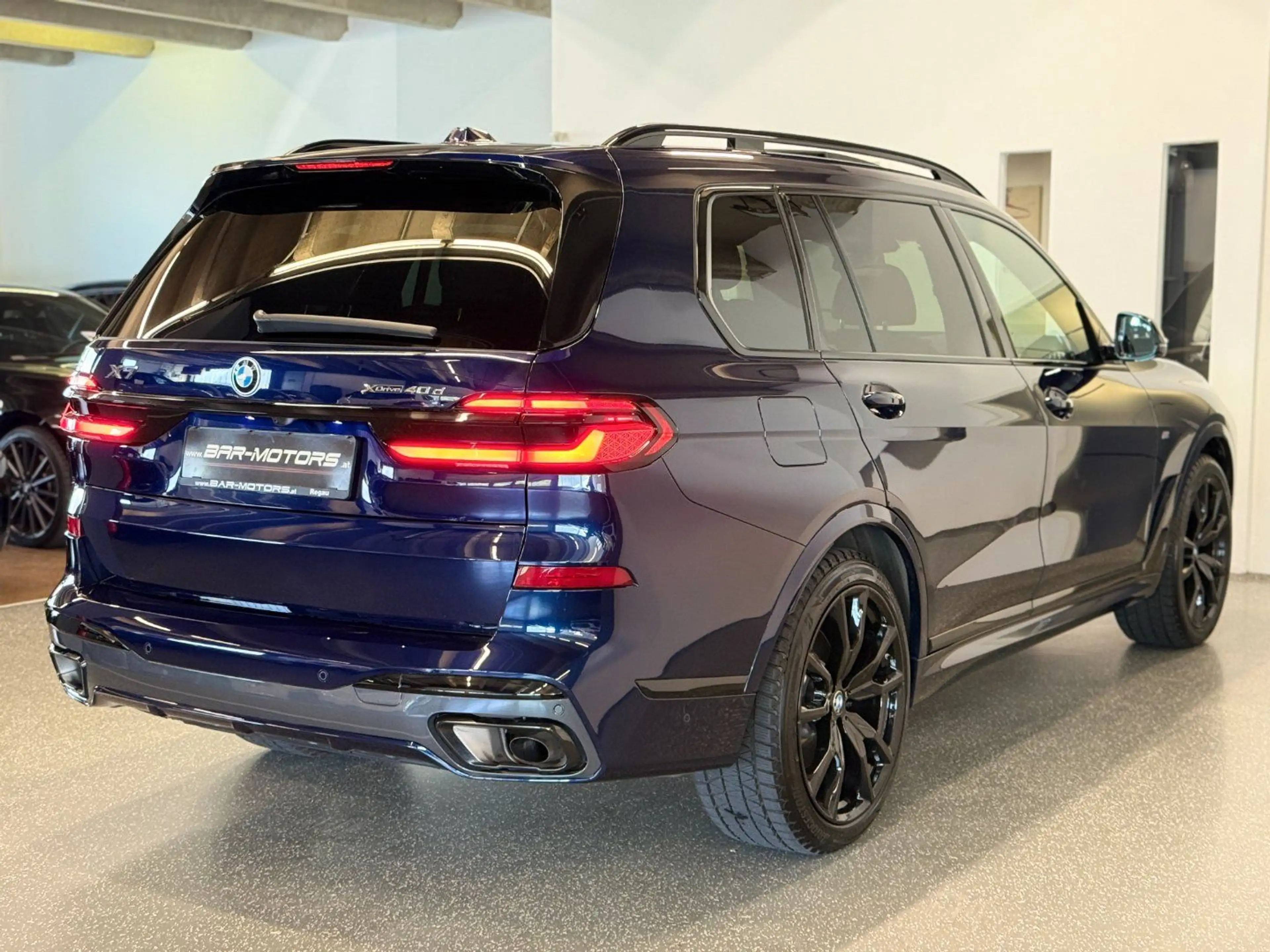 BMW X7 xDrive 40d *LUFT*LASER*7-SITZER*PANO*HUD*H&K* — photo 5
