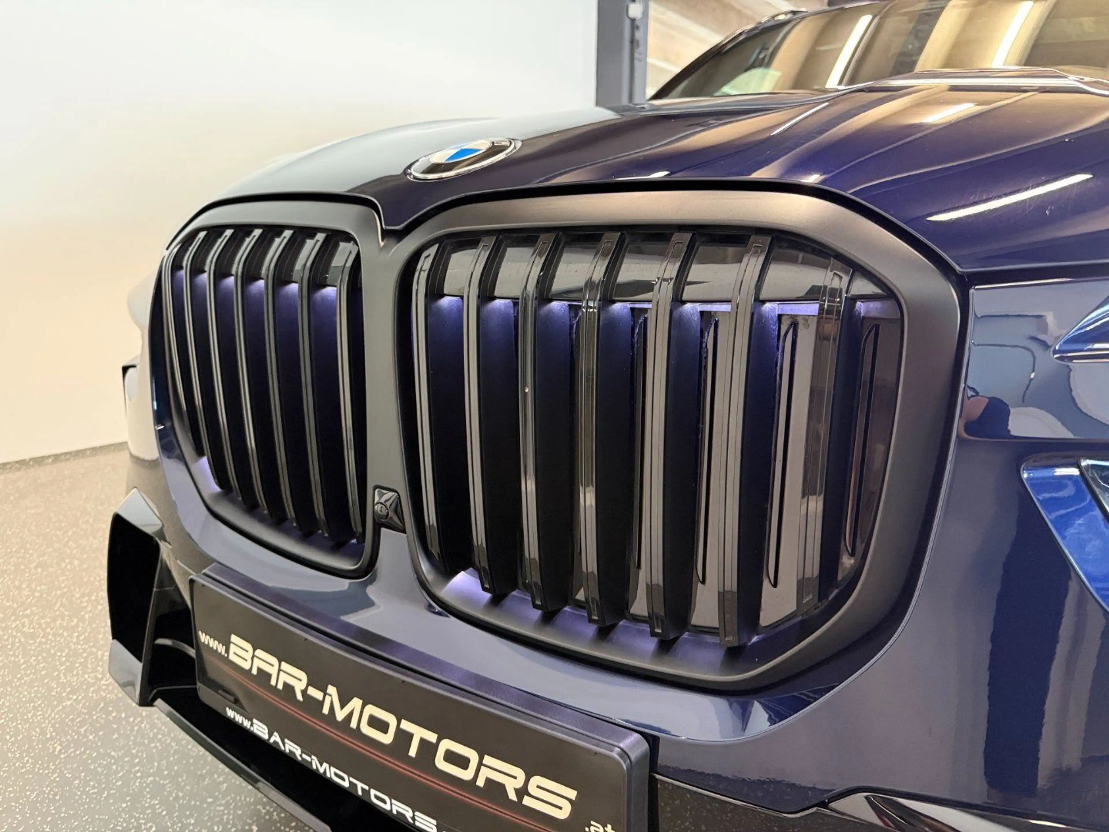 BMW X7 xDrive 40d *LUFT*LASER*7-SITZER*PANO*HUD*H&K* — photo 9