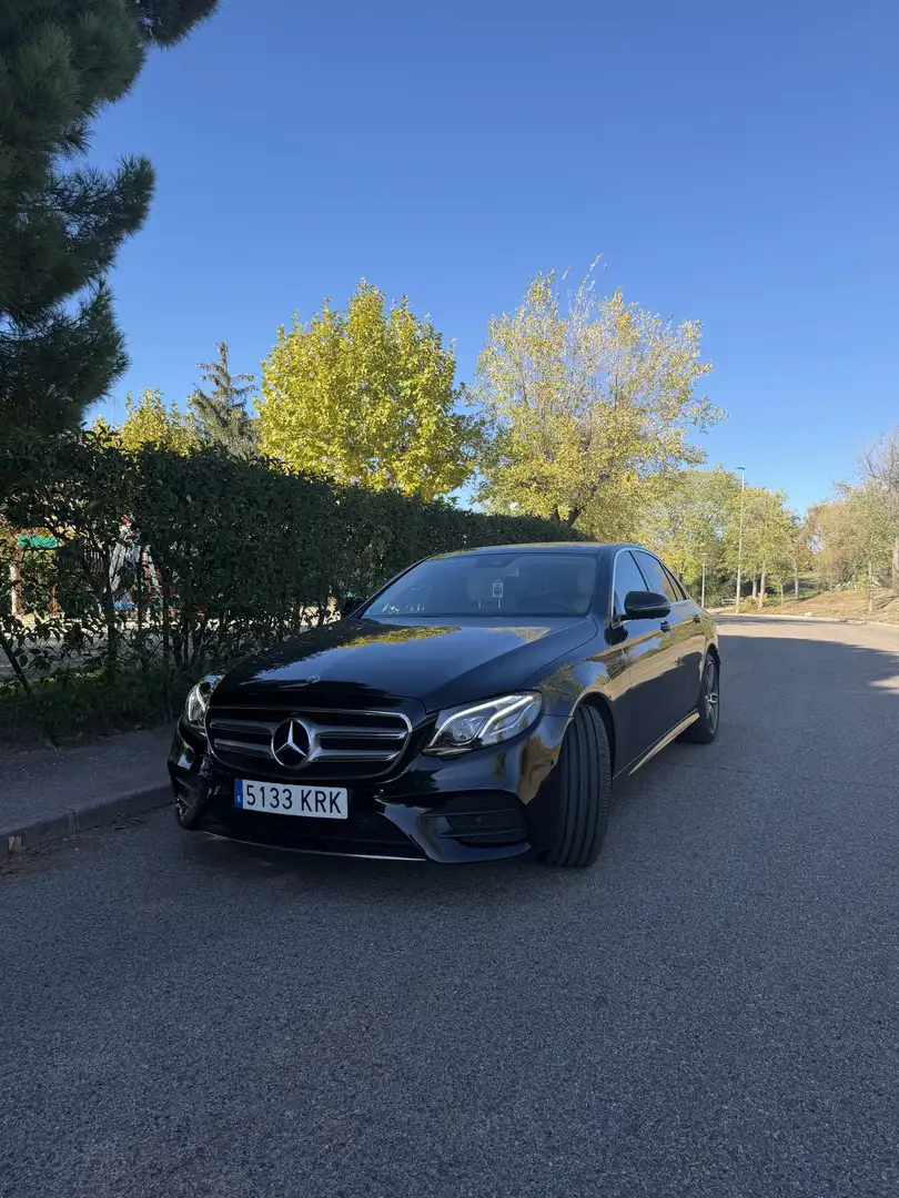 Mercedes-Benz E 220 220d 4Matic 9G-Tronic 194 Negro - 1