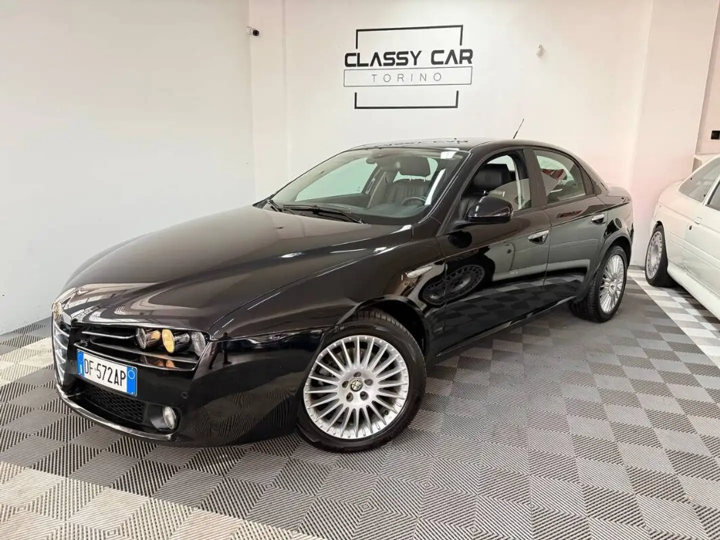 Alfa Romeo 159 1.9 jts 160cv Distinctive Noir - 1