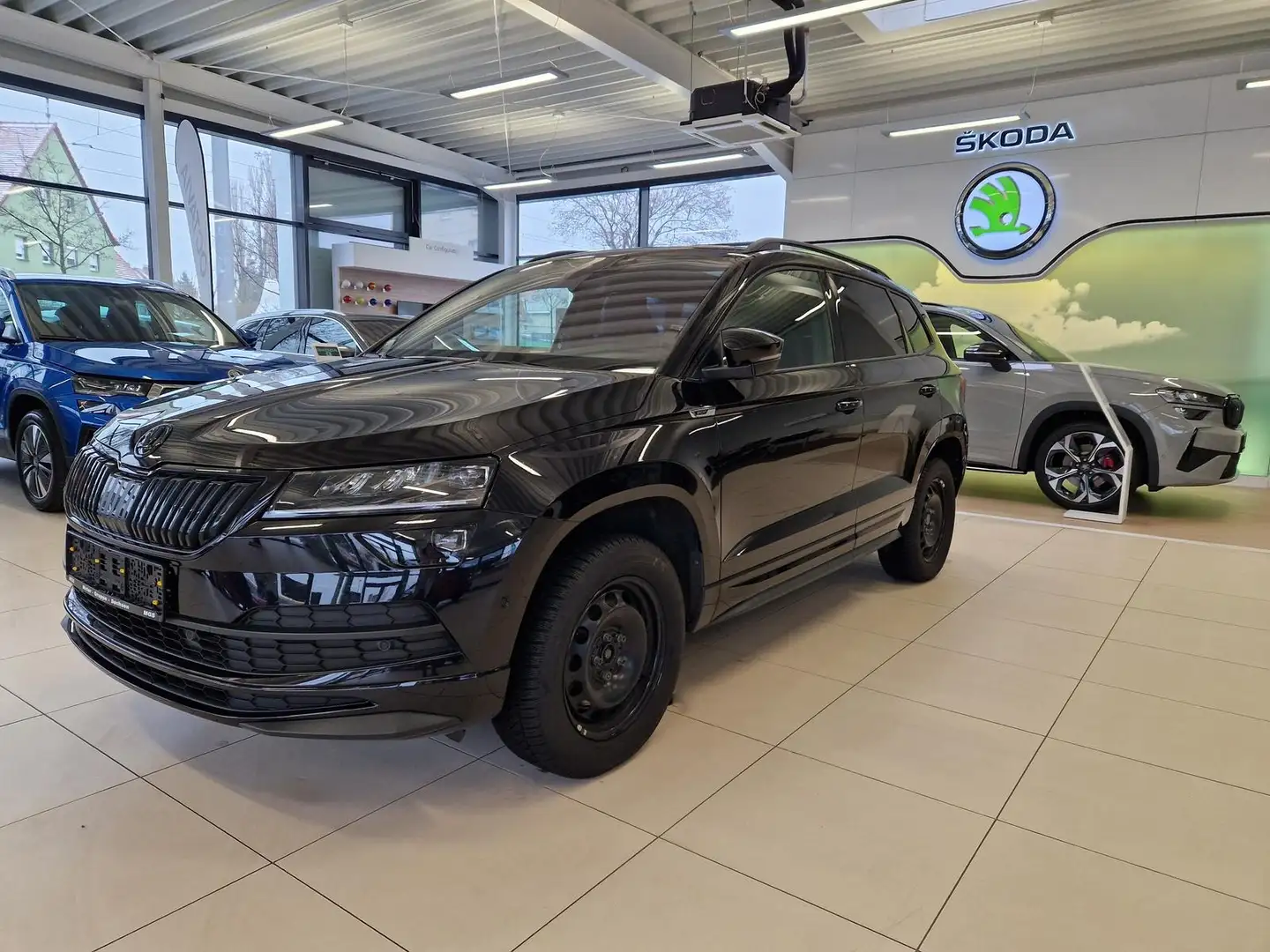Skoda Karoq sportline 1.5 16V TSI ACT#7-Gang-DSG Schwarz - 1