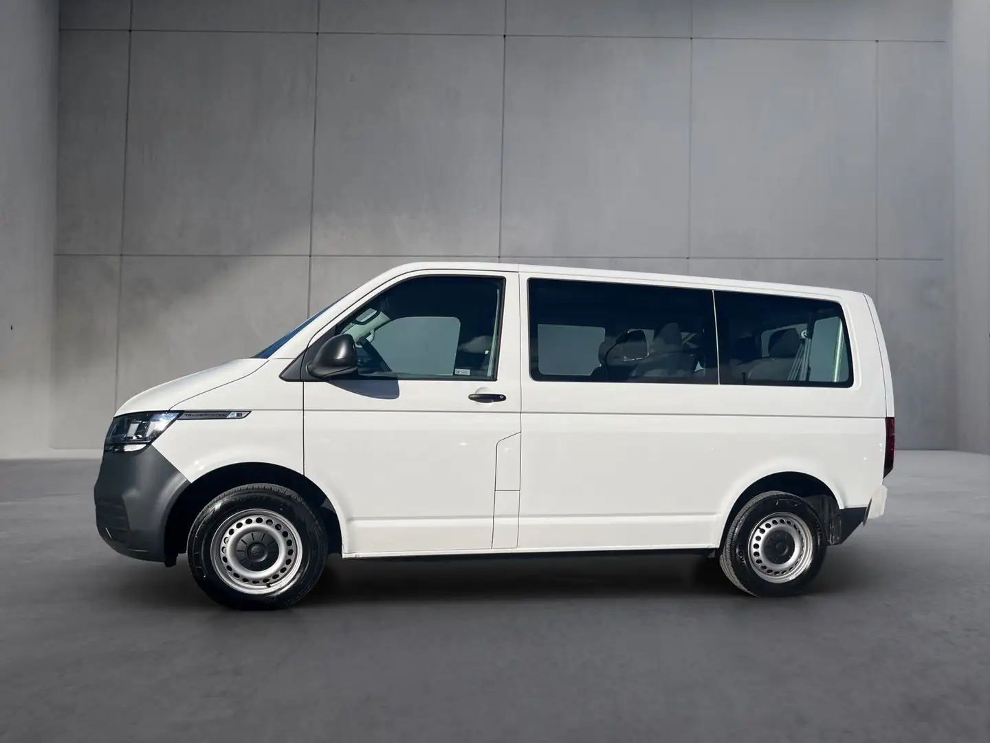 Volkswagen T6.1 Transporter Kombi TDI Weiß - 2