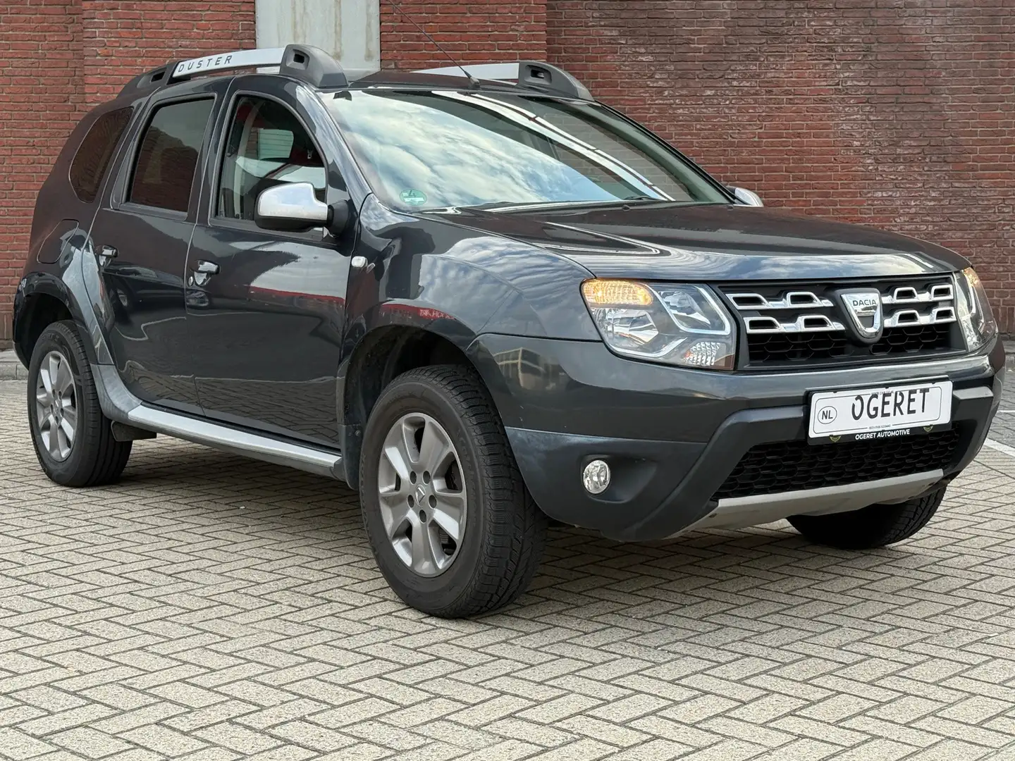 Dacia Duster 1.5 dCi 4x2 Prestige|LEDER|NAVI|AIRCO|TREKHAAK - 1