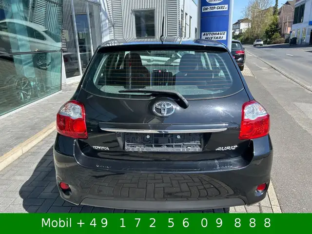 Toyota Auris view 5
