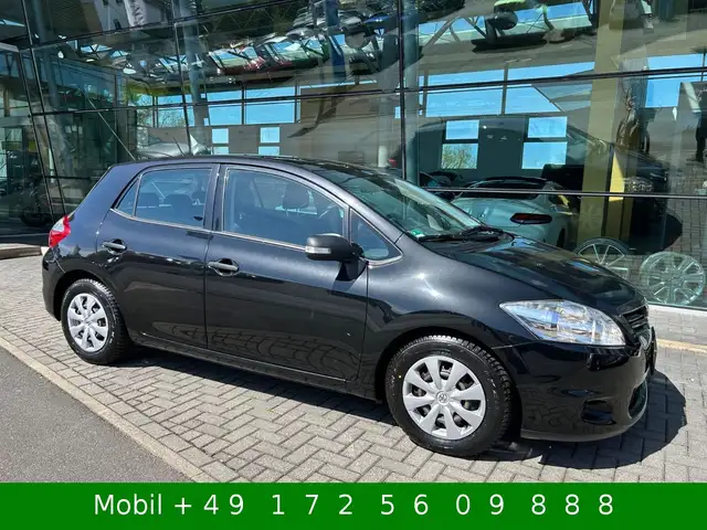 Toyota Auris view 7