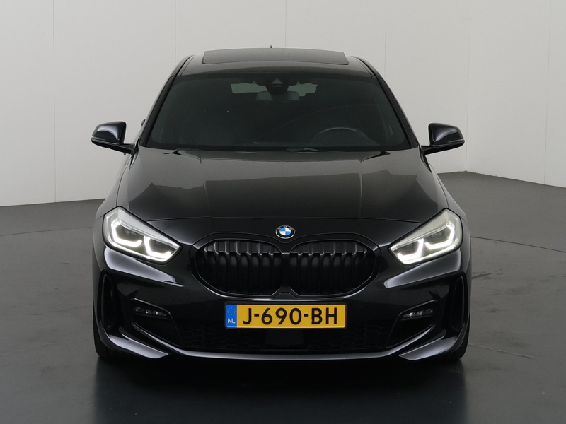 BMW 118 1-serie 118i High Executive Edition | M-Pakket | P — photo 3
